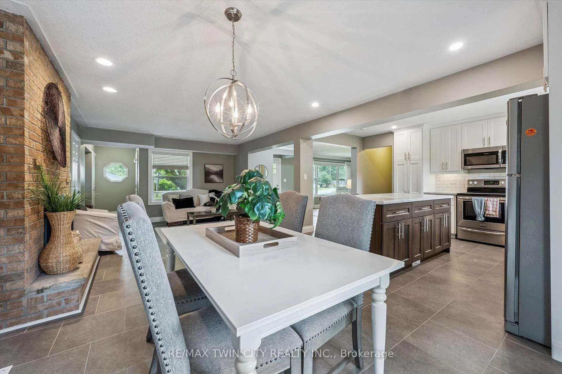 Photo 20 of 885 Winston Boulevard, North Perth, Listowel — HOMEH