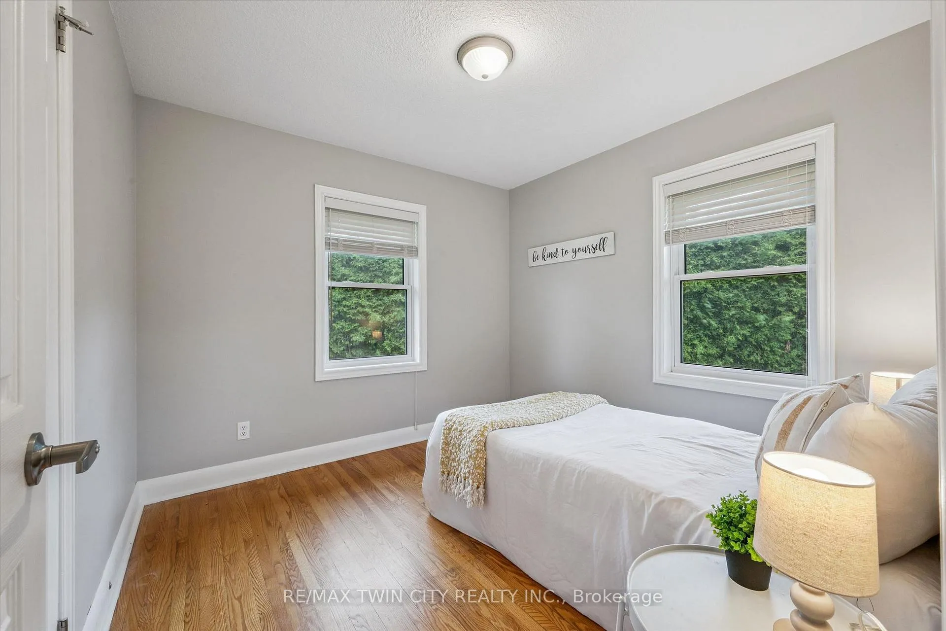 Photo 24 of 885 Winston Boulevard, North Perth, Listowel — HOMEH