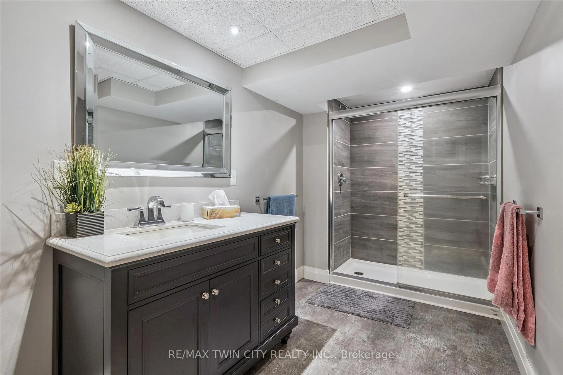 Photo 32 of 885 Winston Boulevard, North Perth, Listowel — HOMEH