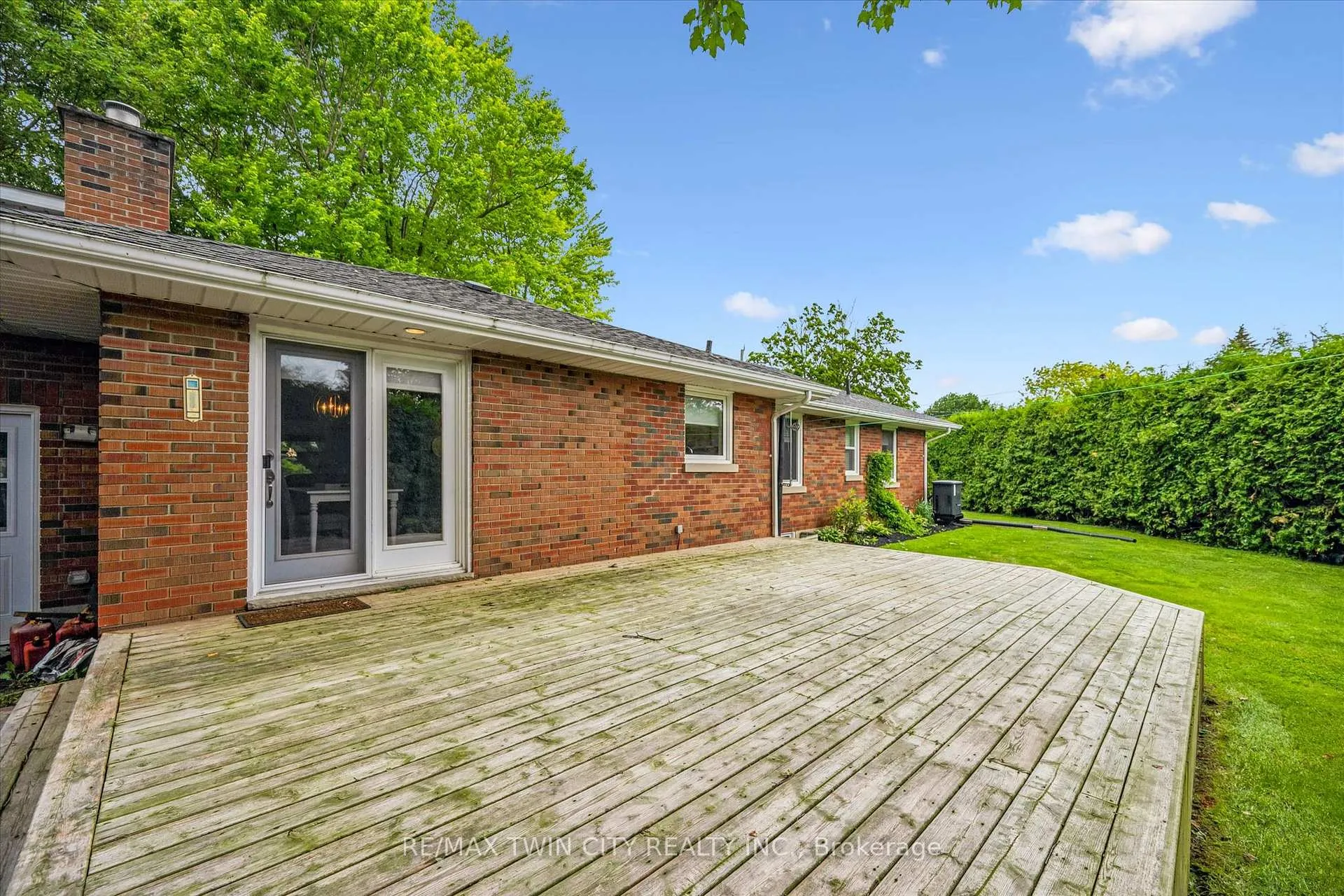 Photo 35 of 885 Winston Boulevard, North Perth, Listowel — HOMEH