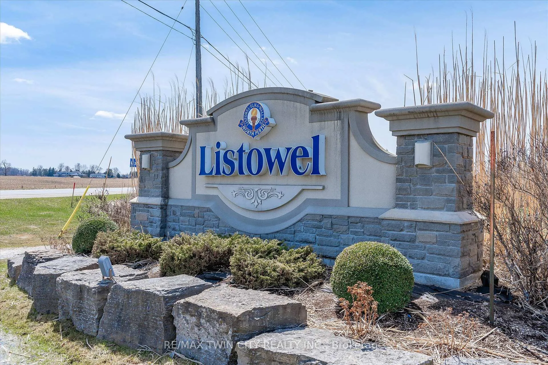 Photo 43 of 885 Winston Boulevard, North Perth, Listowel — HOMEH