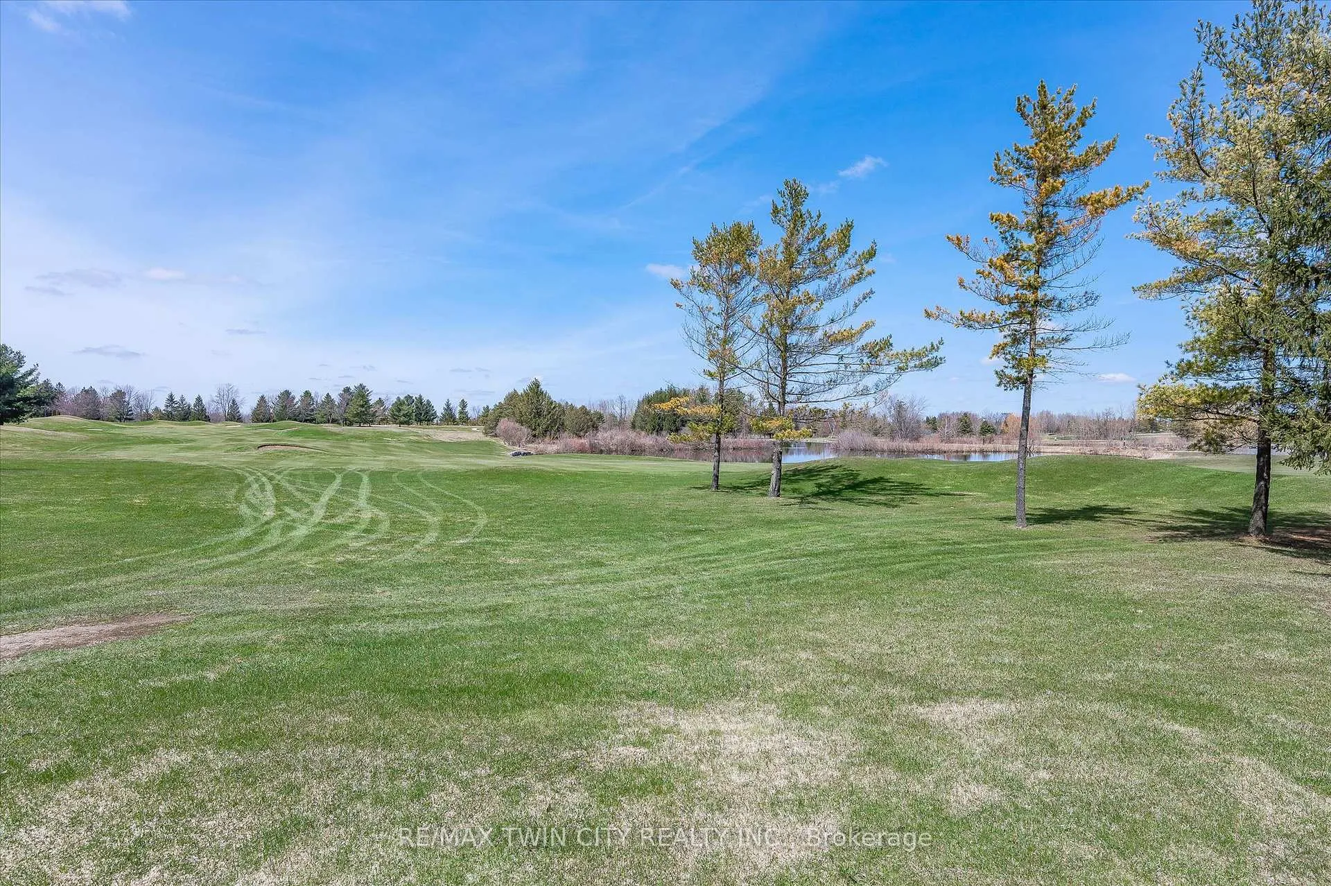 Photo 44 of 885 Winston Boulevard, North Perth, Listowel — HOMEH
