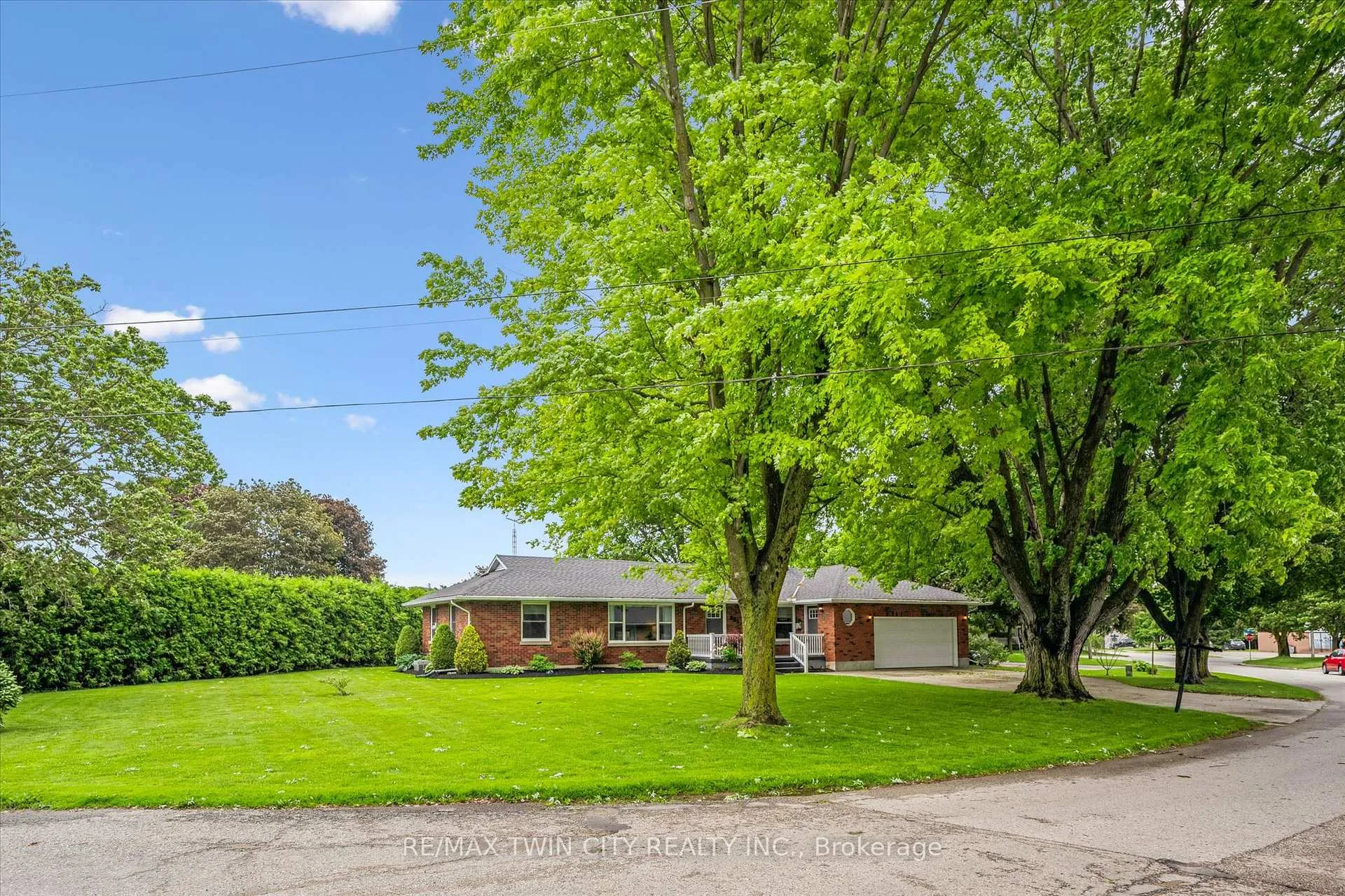 Photo 47 of 885 Winston Boulevard, North Perth, Listowel — HOMEH