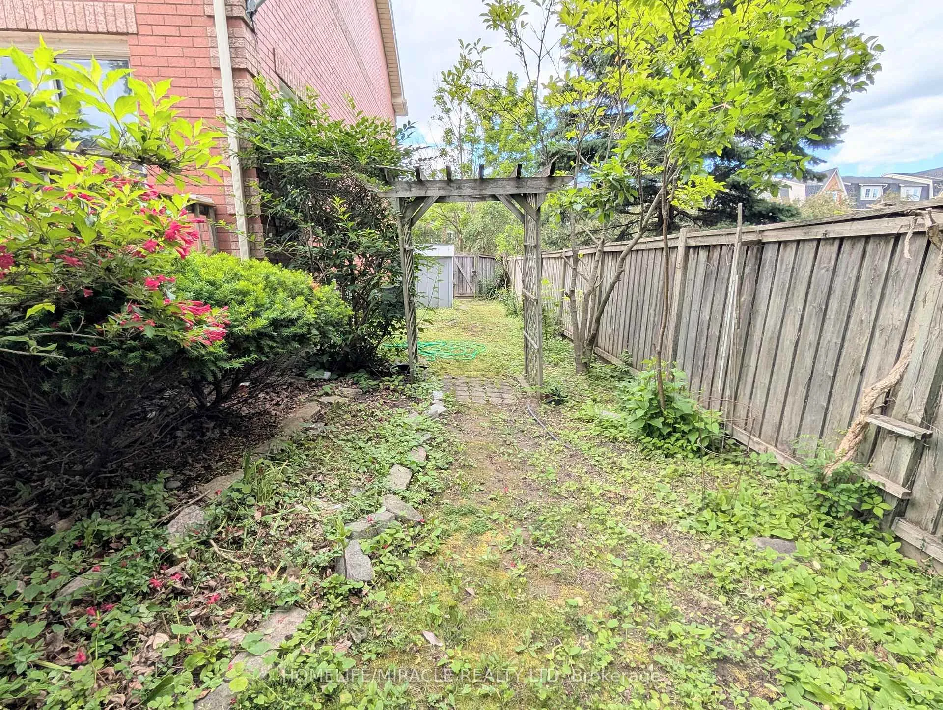 Photo 23 of 19 Wallace Drive, Whitby, Pringle Creek — HOMEH