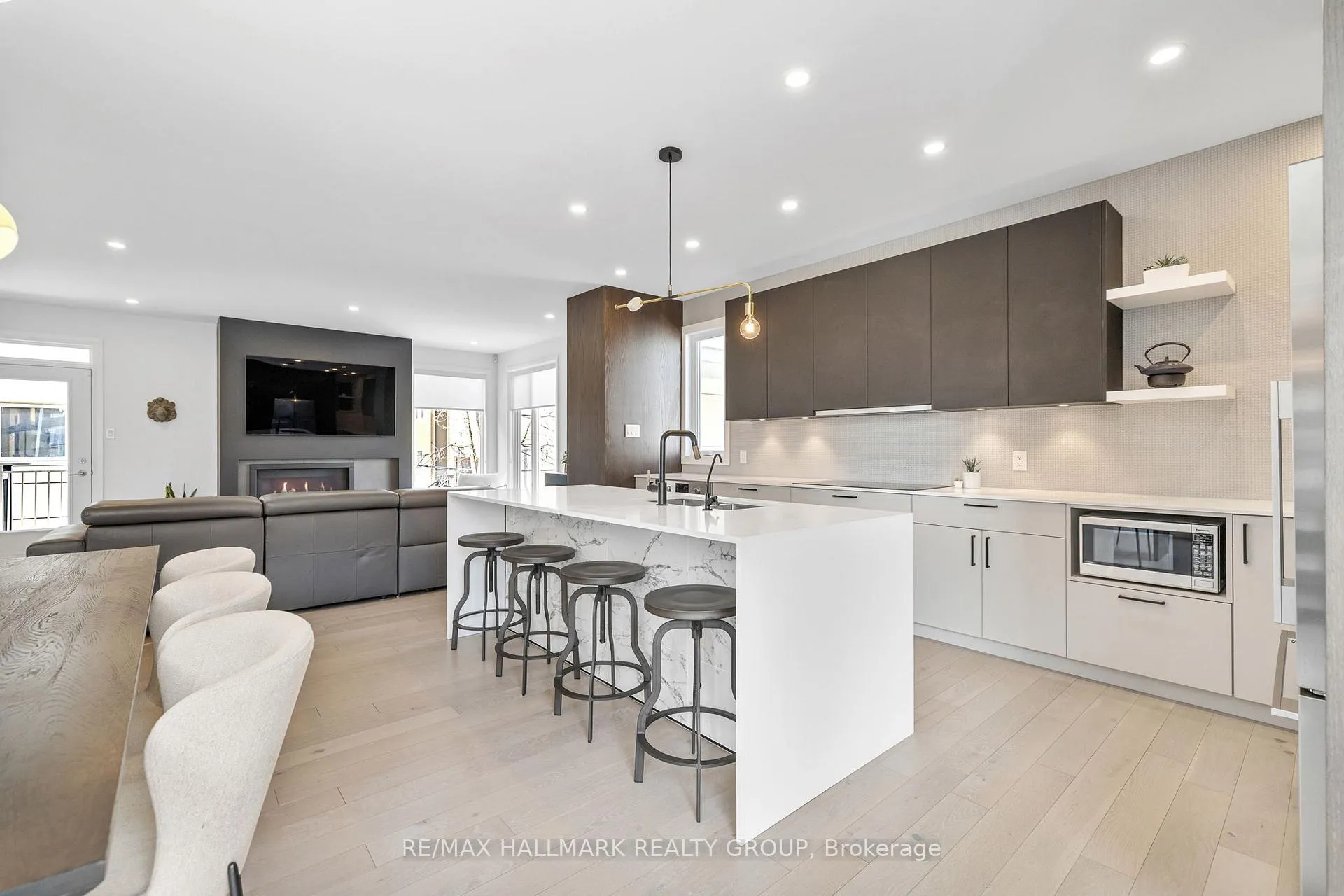 Photo 7 of 101 Tay Street, Ottawa, Westboro West — HOMEH