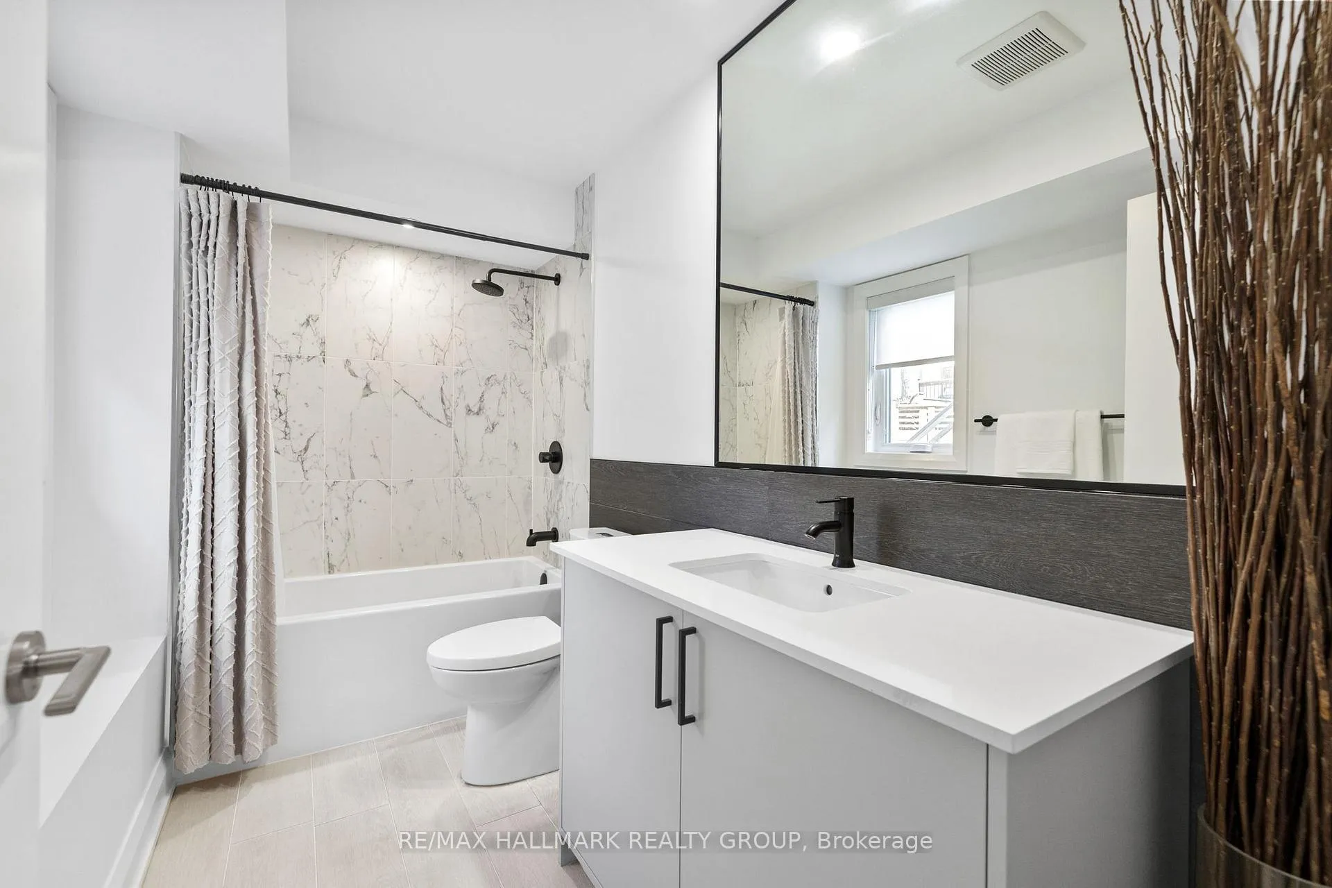 Photo 36 of 101 Tay Street, Ottawa, Westboro West — HOMEH