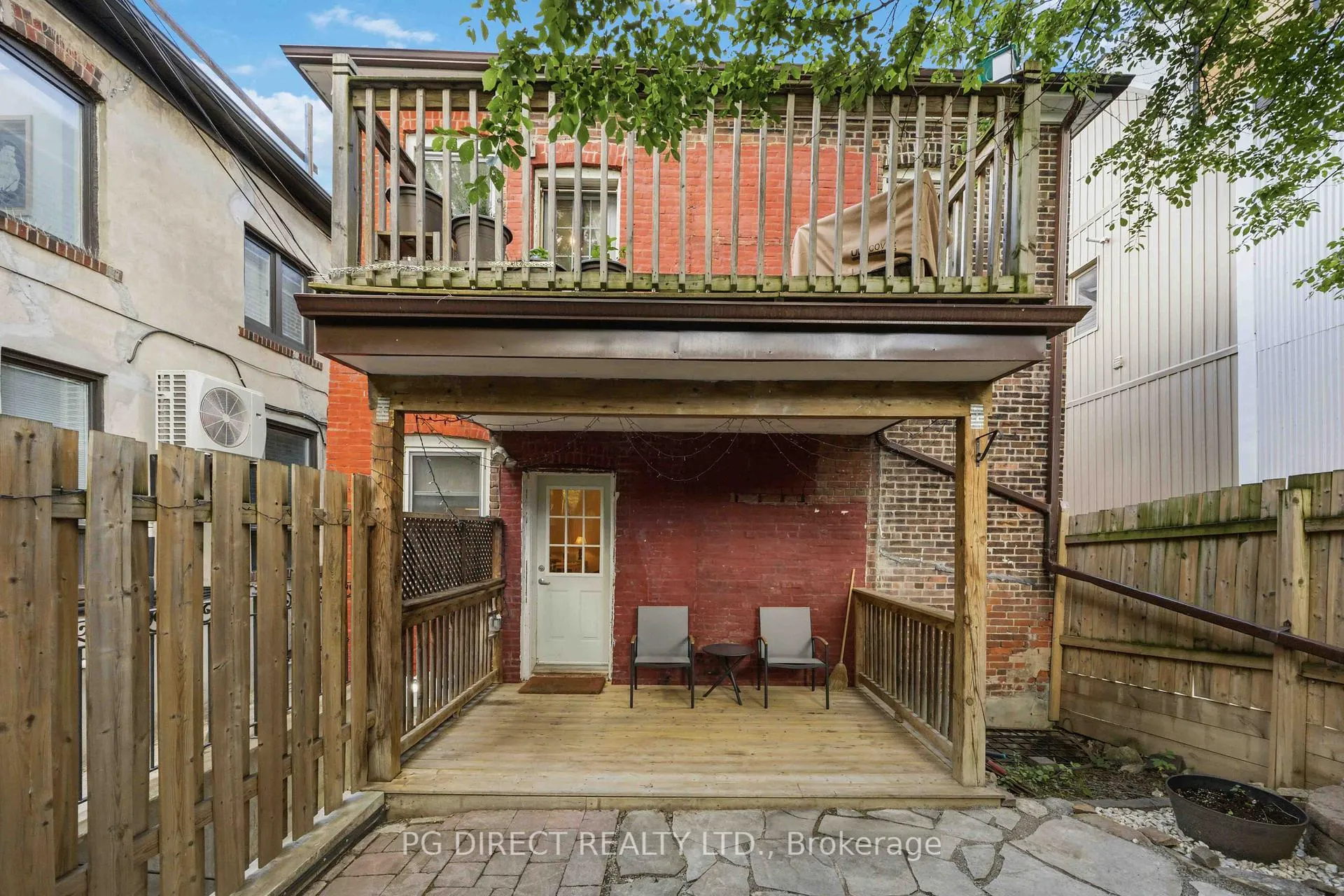 Photo 15 of 486 Montrose Avenue, Toronto, Palmerston-Little Italy — HOMEH