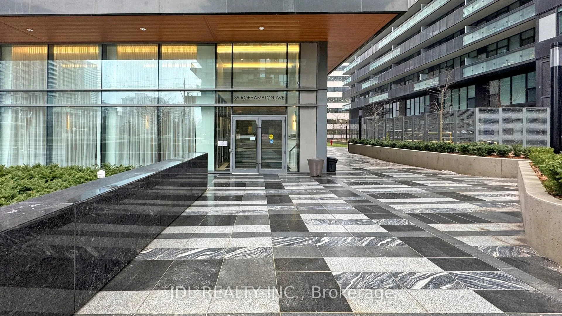 Photo 1 of Unit 3704, 39 Roehampton Avenue, Toronto, Mount Pleasant West — HOMEH