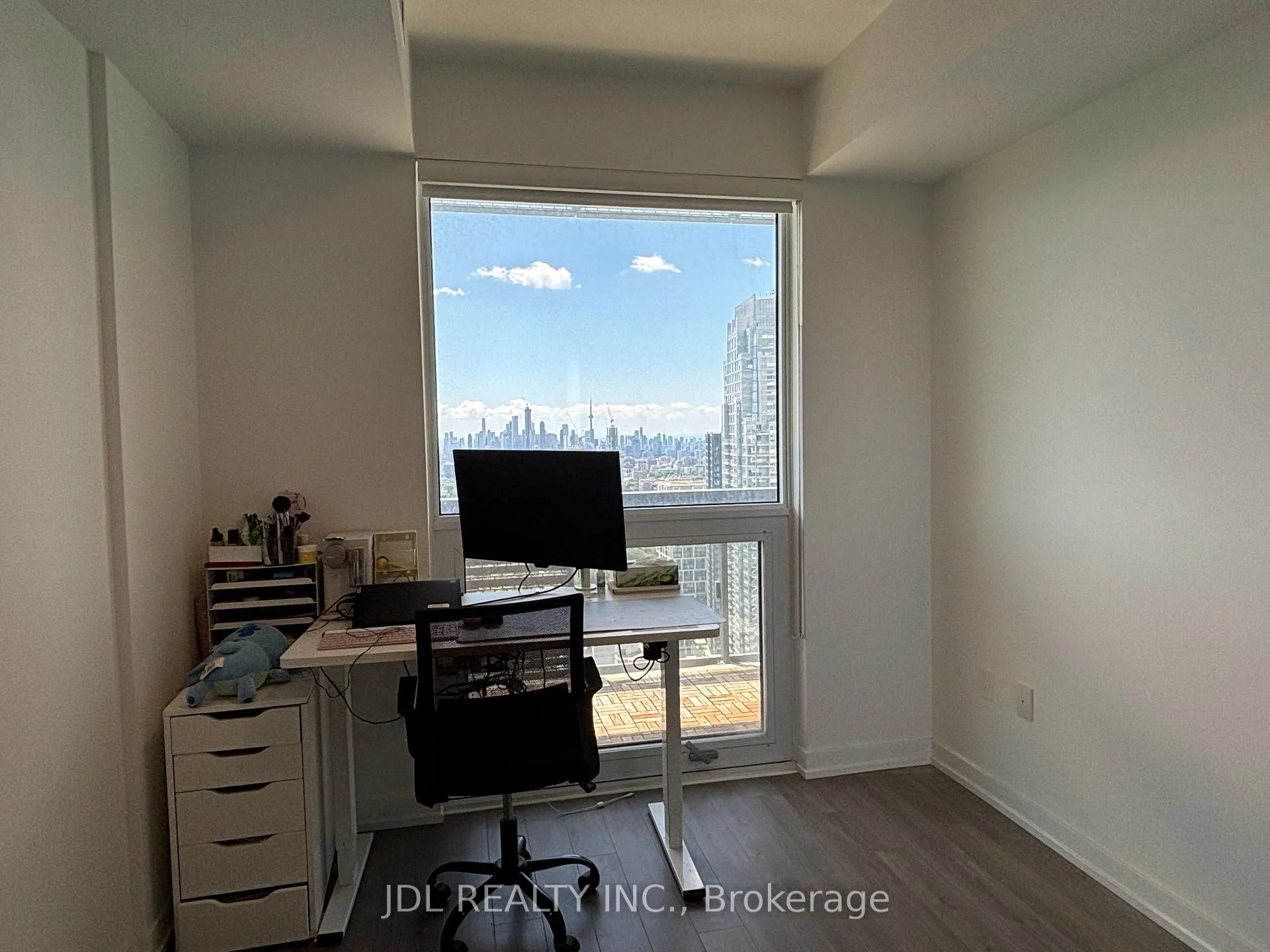Photo 8 of Unit 3704, 39 Roehampton Avenue, Toronto, Mount Pleasant West — HOMEH