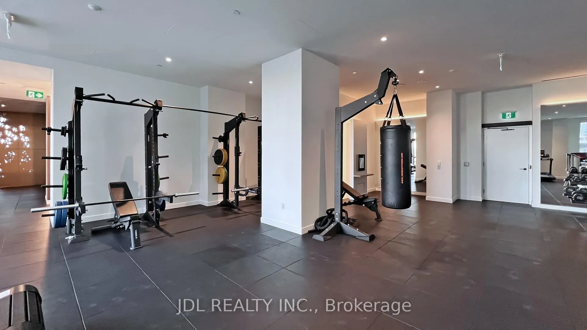 Photo 20 of Unit 3704, 39 Roehampton Avenue, Toronto, Mount Pleasant West — HOMEH