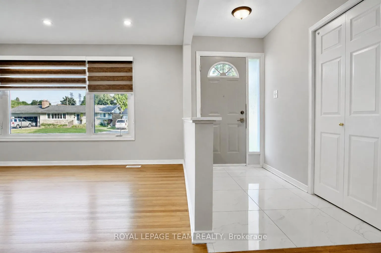 Photo 2 of 31 Pritchard Drive, Ottawa, Manordale — HOMEH