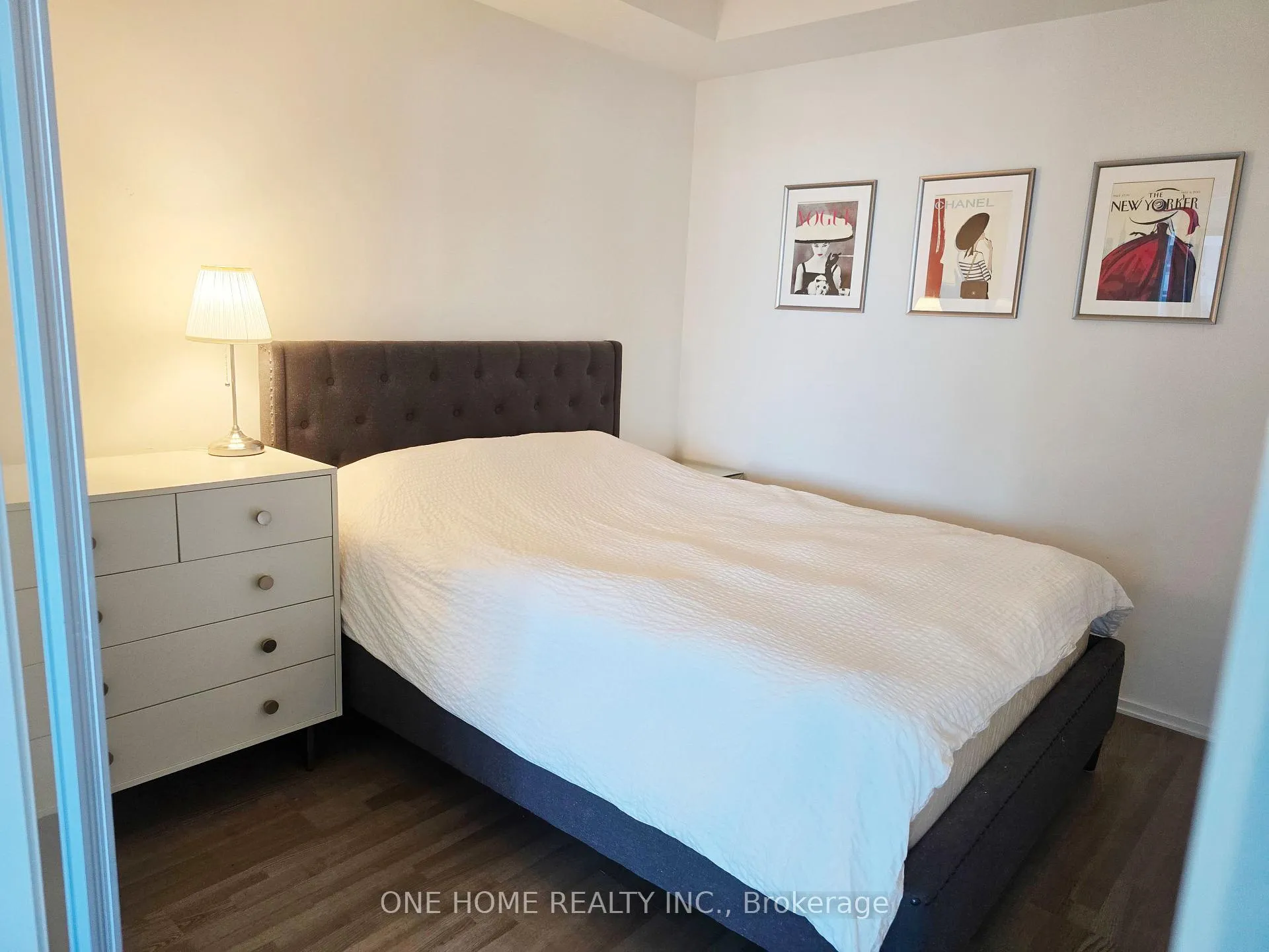 Photo 6 of Unit 1302, 1 Bloor Street E, Toronto, Church-Yonge Corridor — HOMEH