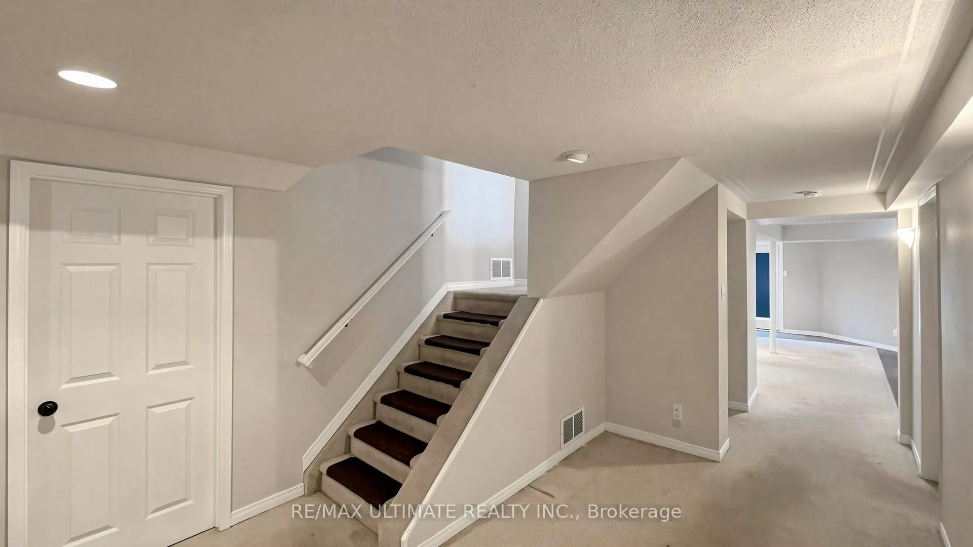 Photo 36 of 499 Lightfoot Place, Pickering, Woodlands — HOMEH