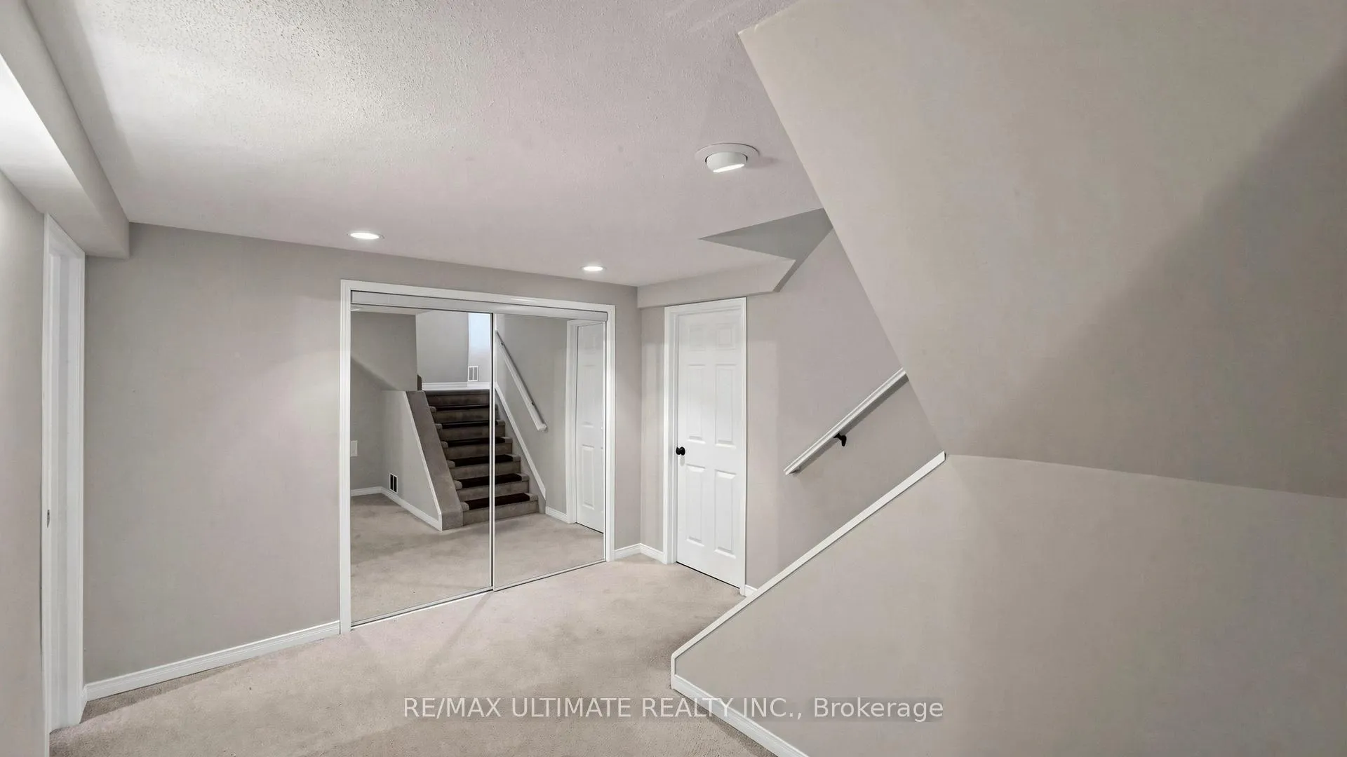 Photo 37 of 499 Lightfoot Place, Pickering, Woodlands — HOMEH
