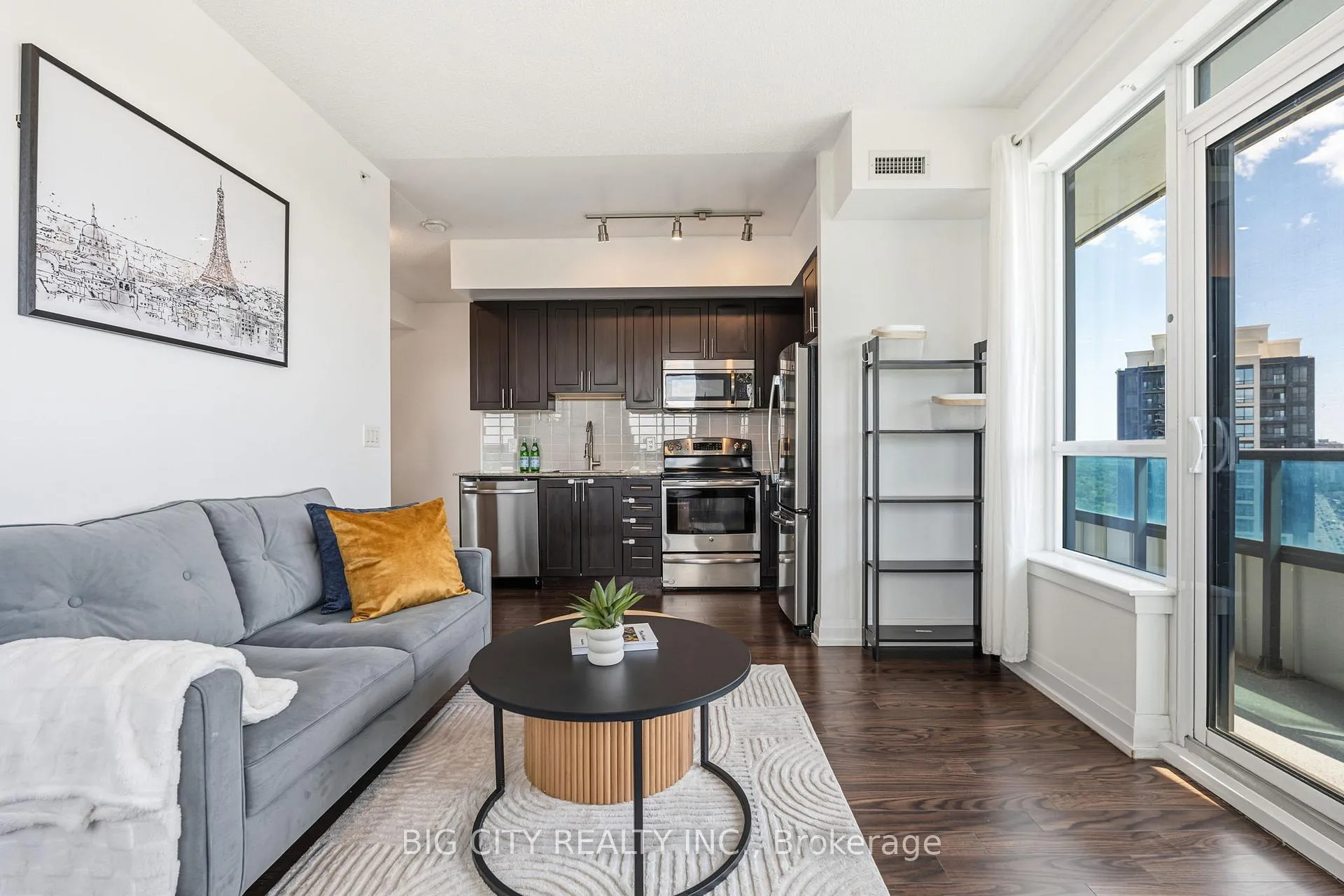 Photo 16 of Unit 2425, 7161 Yonge Street, Markham, Grandview — HOMEH