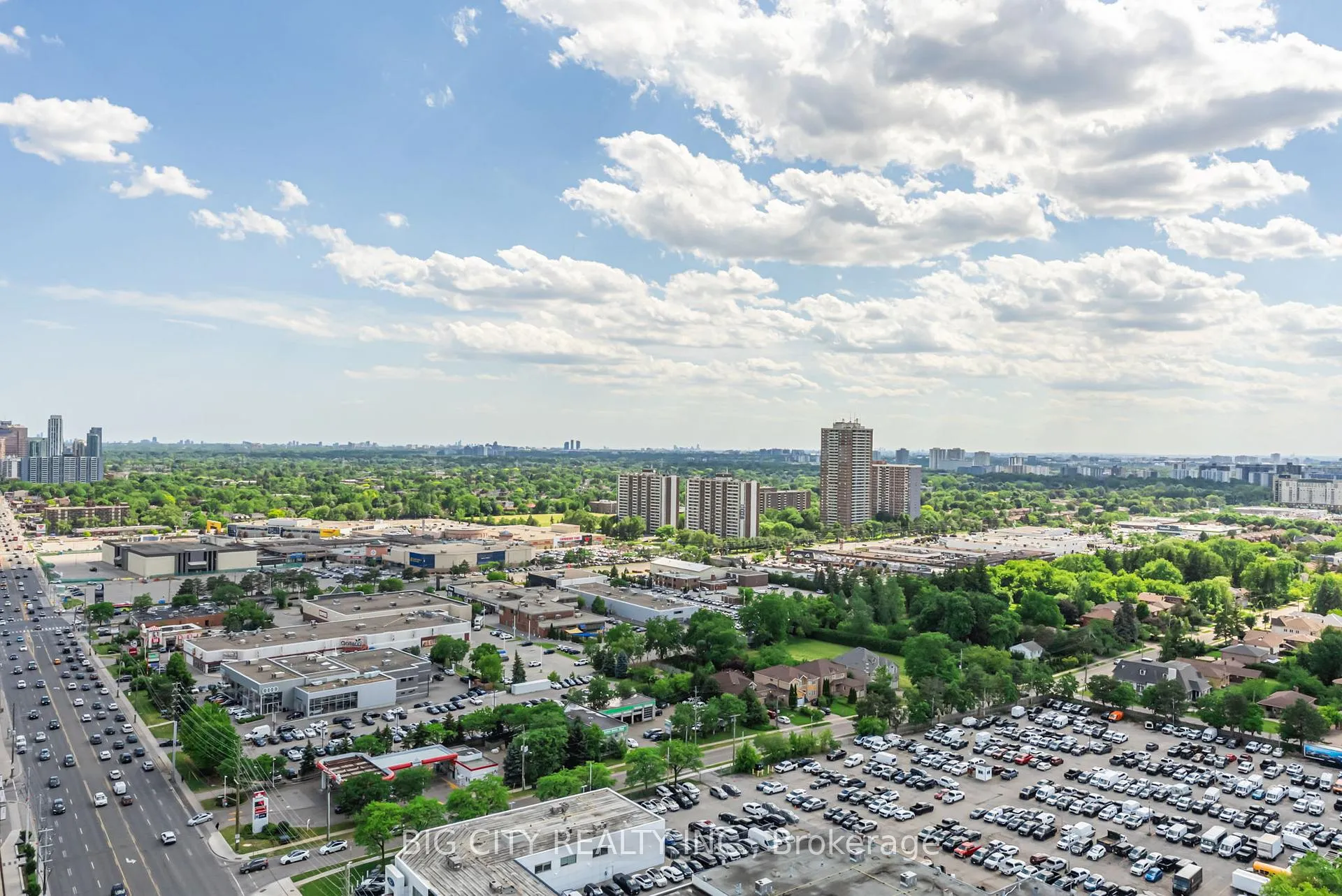 Photo 44 of Unit 2425, 7161 Yonge Street, Markham, Grandview — HOMEH
