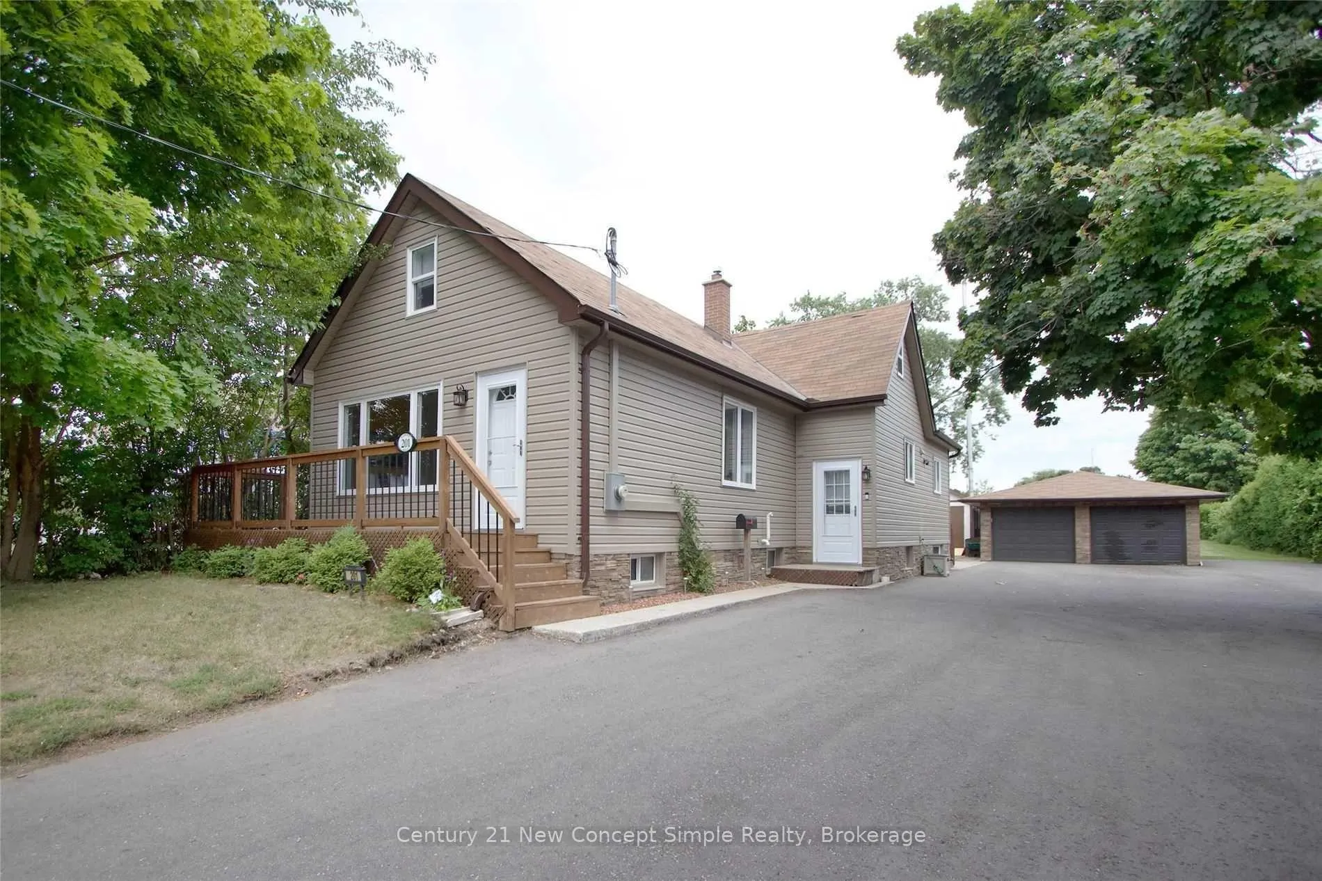 Photo 1 of 201 Harmony Road N, Oshawa, Eastdale — HOMEH