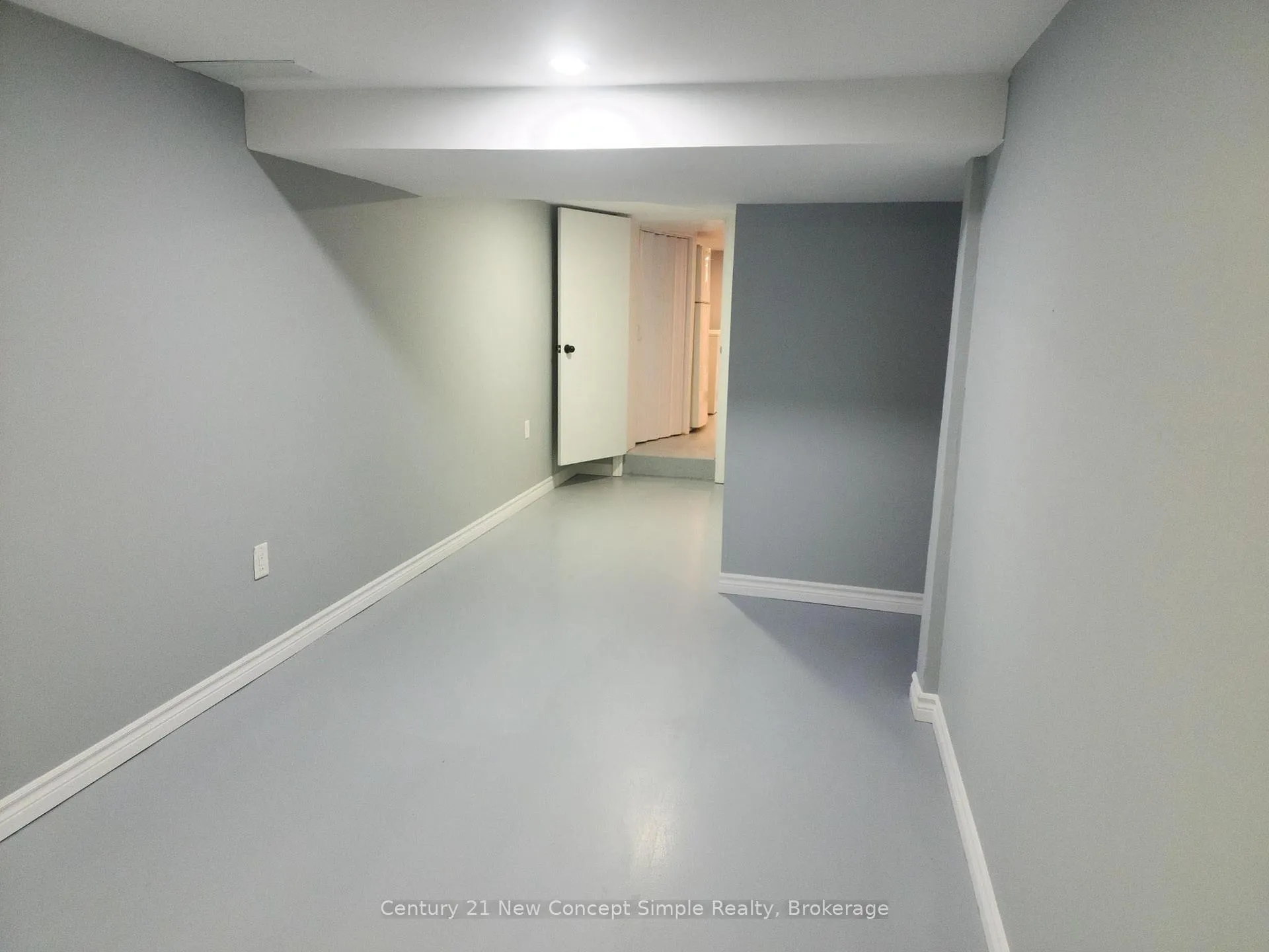 Photo 8 of 201 Harmony Road N, Oshawa, Eastdale — HOMEH
