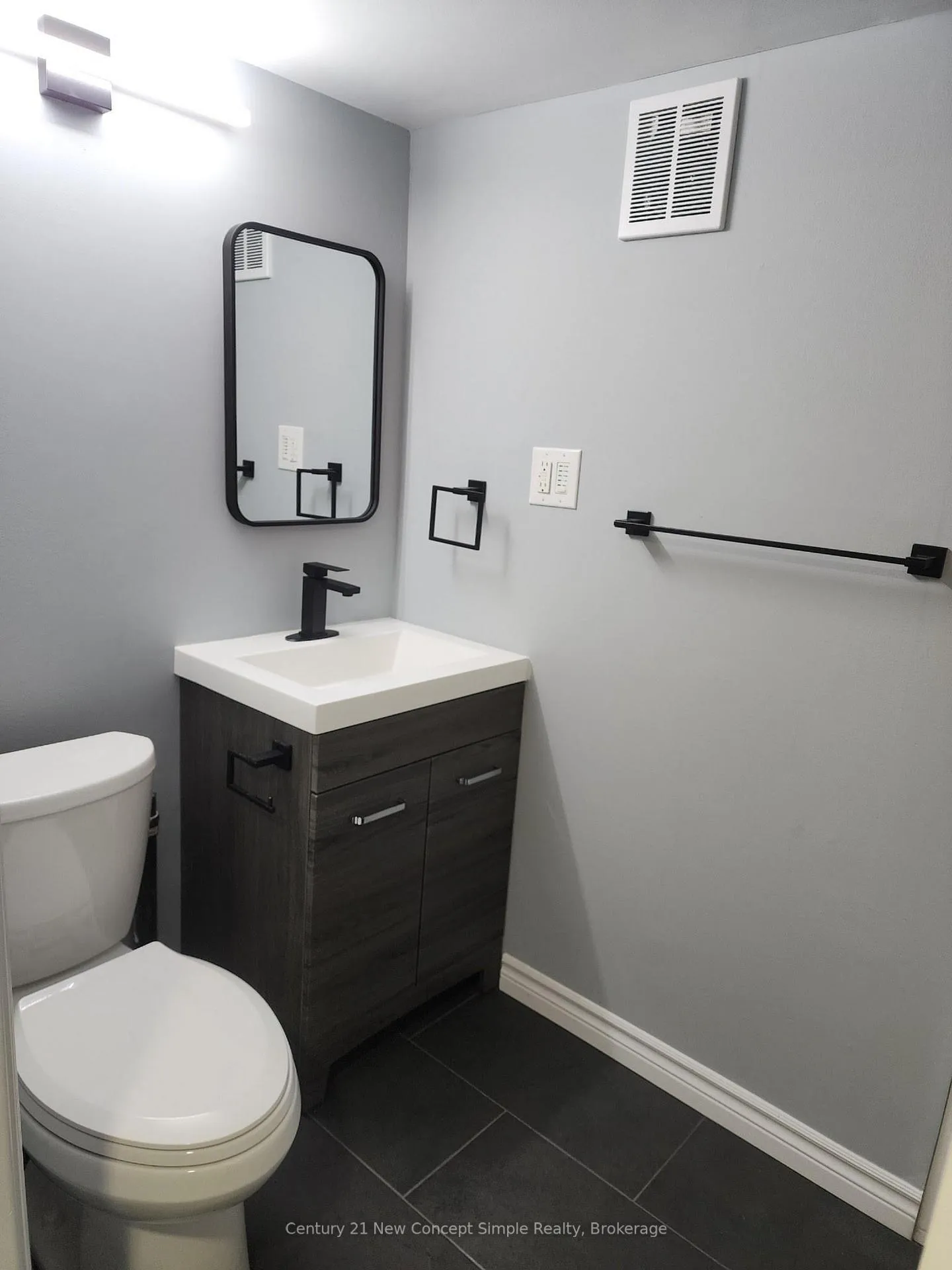 Photo 15 of 201 Harmony Road N, Oshawa, Eastdale — HOMEH