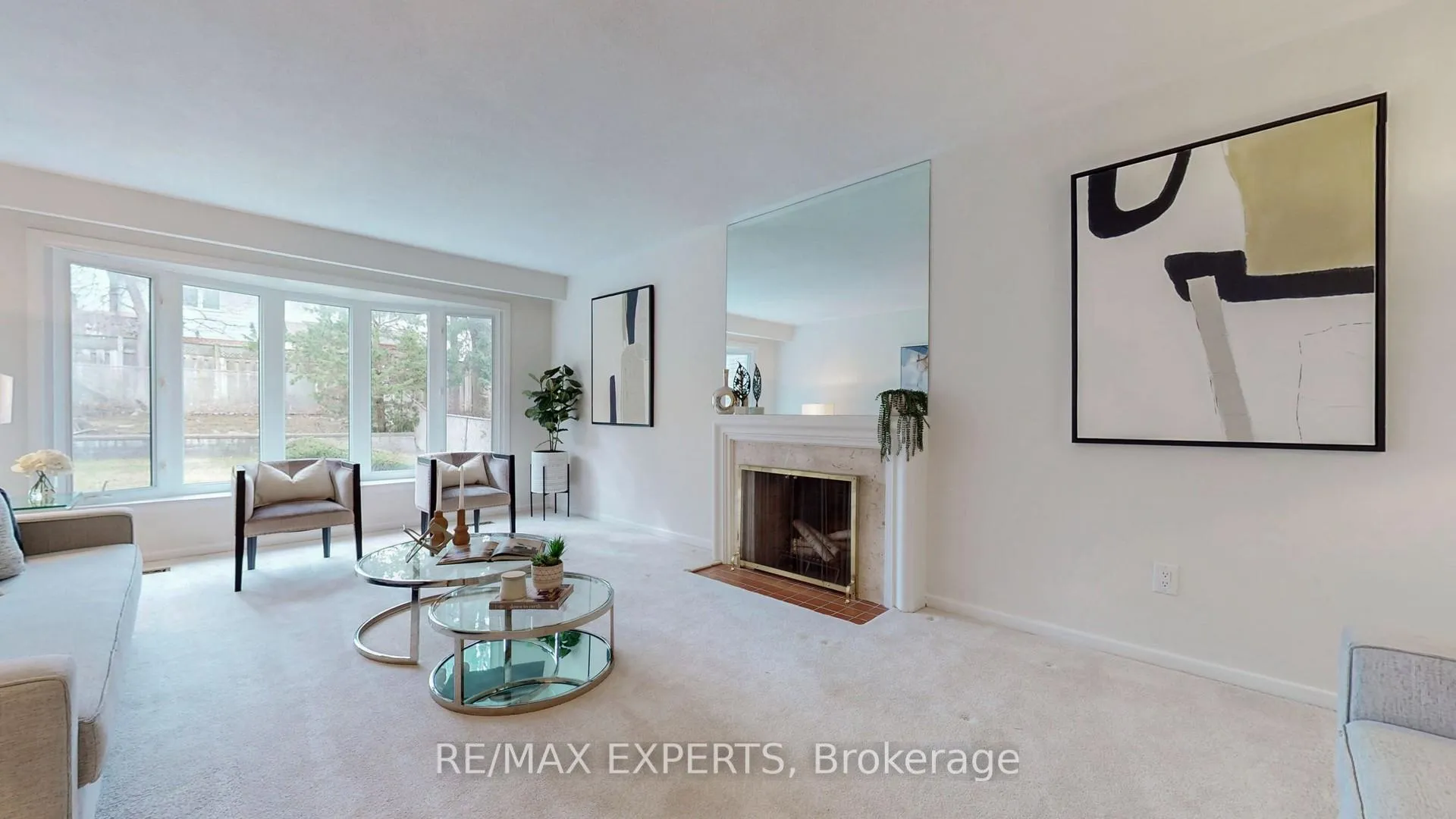 Photo 5 of 187 Cassandra Boulevard, North York, Parkwoods-Donalda — HOMEH