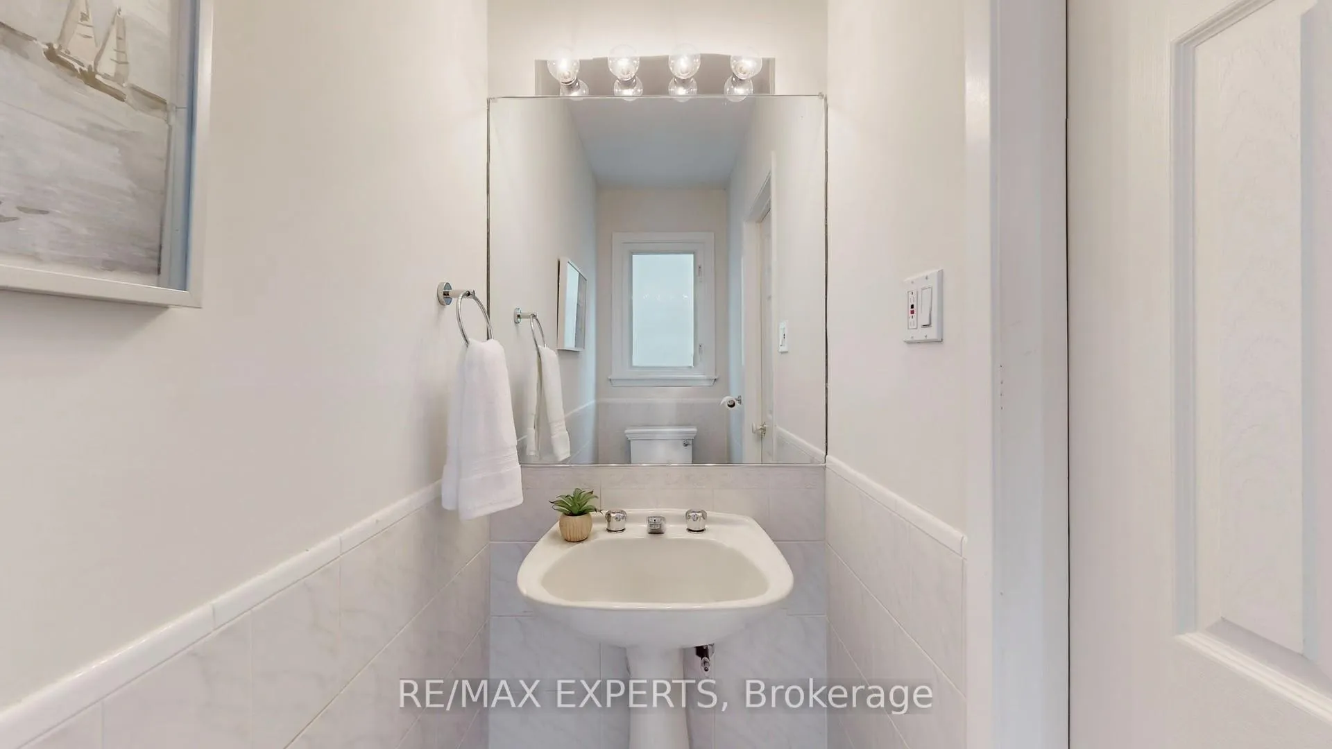 Photo 15 of 187 Cassandra Boulevard, North York, Parkwoods-Donalda — HOMEH