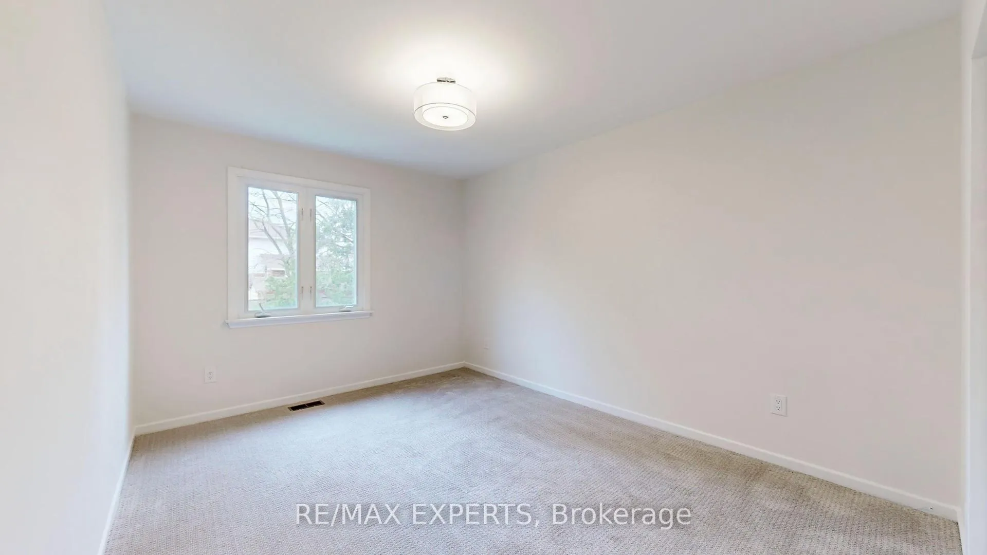 Photo 23 of 187 Cassandra Boulevard, North York, Parkwoods-Donalda — HOMEH