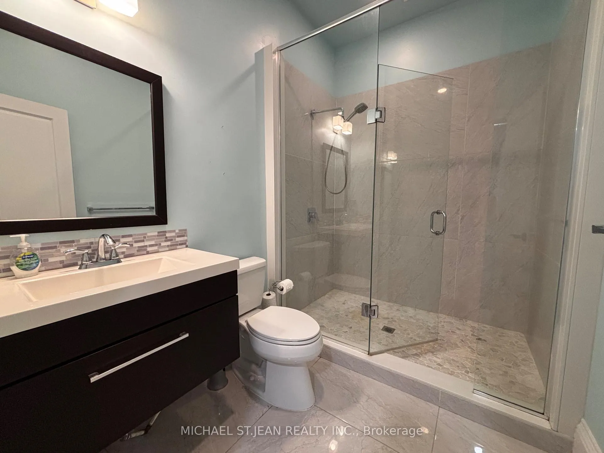 Photo 11 of 71 Wilson Street E, Hamilton, Ancaster — HOMEH