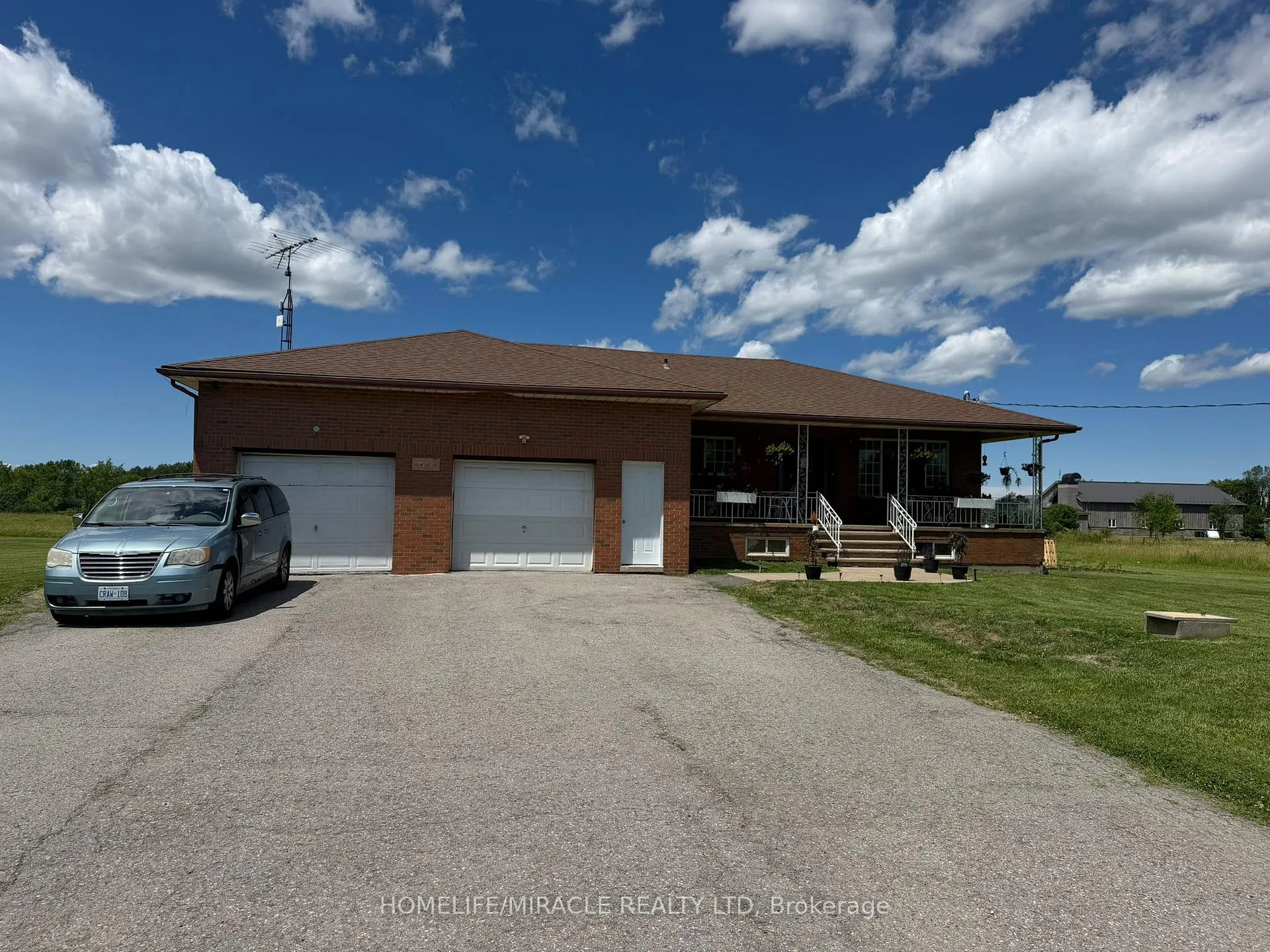 Photo 1 of 7657 Carl Road, Niagara Falls, Schisler — HOMEH
