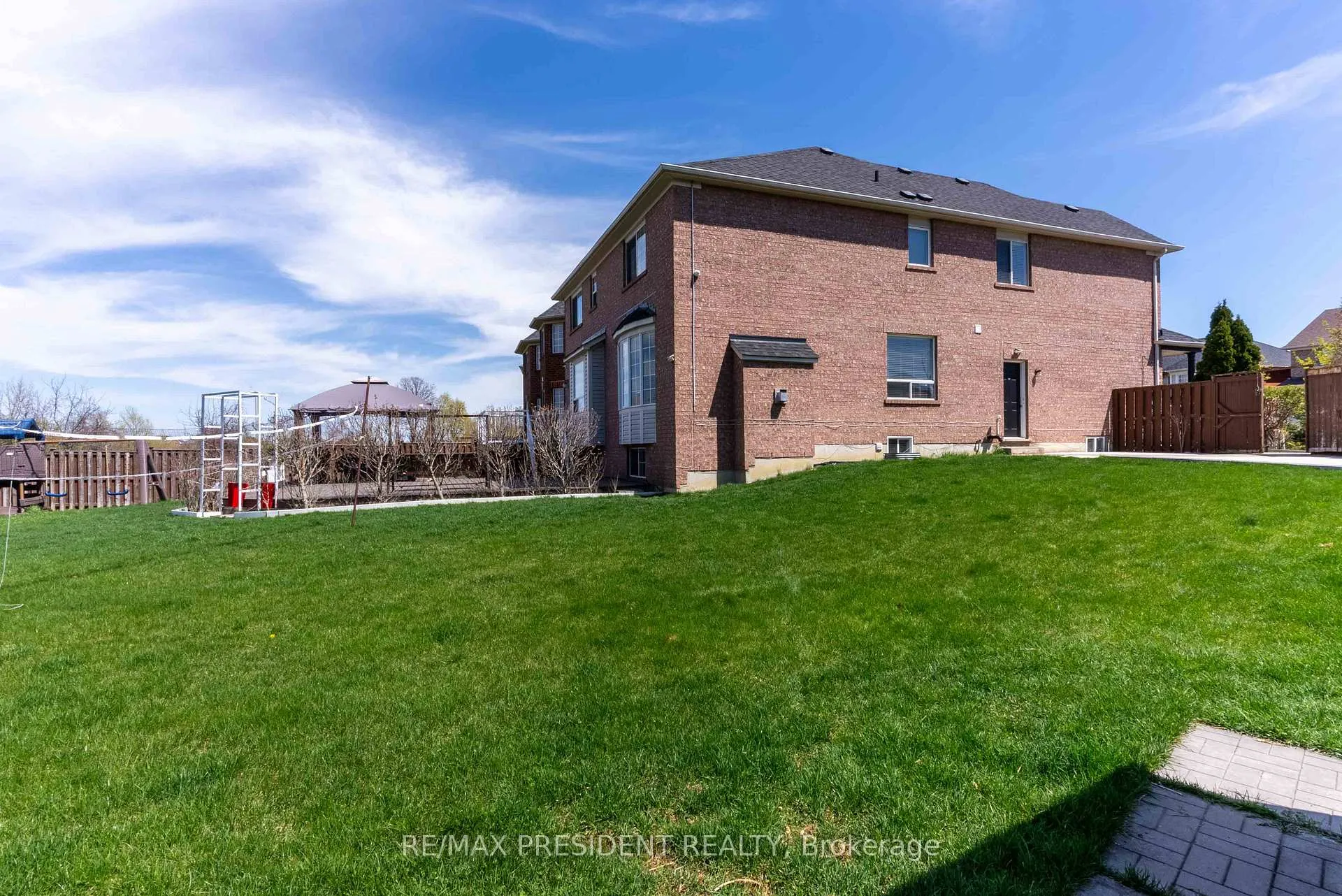 Photo 37 of 151 Herdwick Street, Brampton, Gore Industrial North — HOMEH