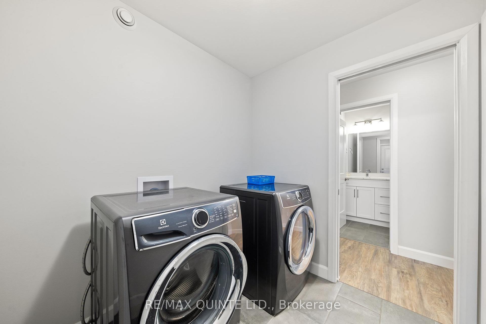 Photo 23 of 118 Sienna Avenue, Belleville, Belleville Ward — HOMEH