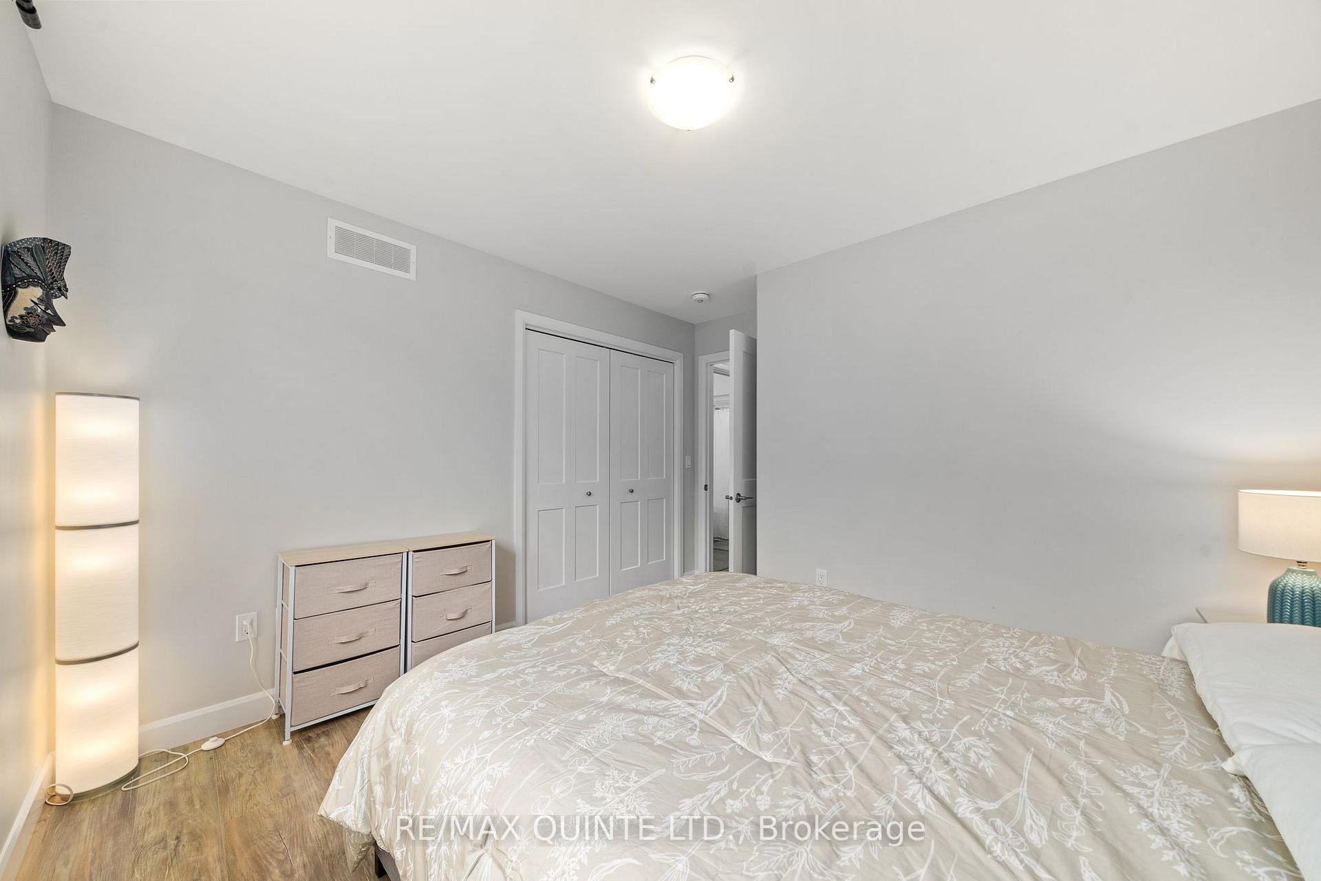 Photo 26 of 118 Sienna Avenue, Belleville, Belleville Ward — HOMEH