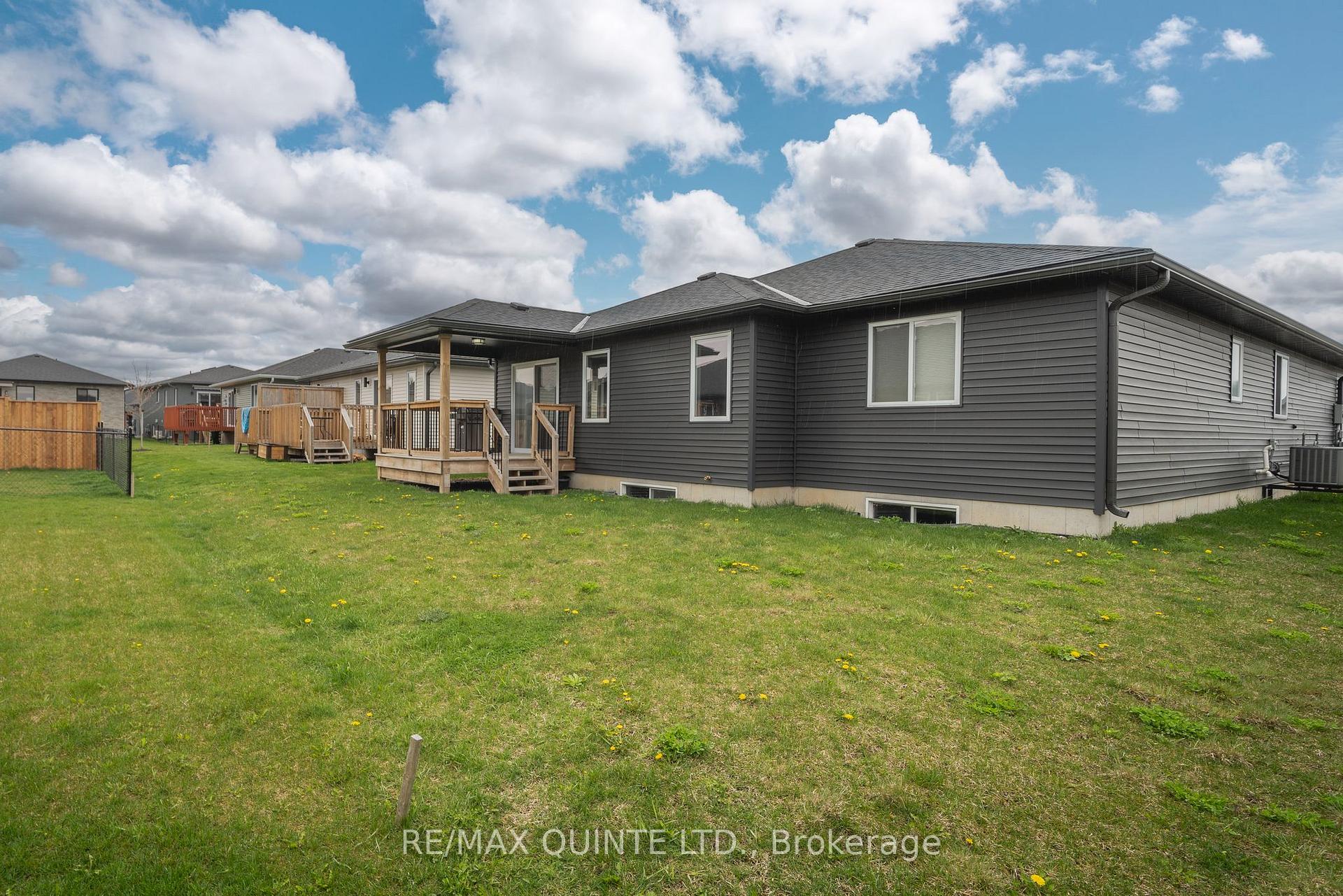 Photo 40 of 118 Sienna Avenue, Belleville, Belleville Ward — HOMEH