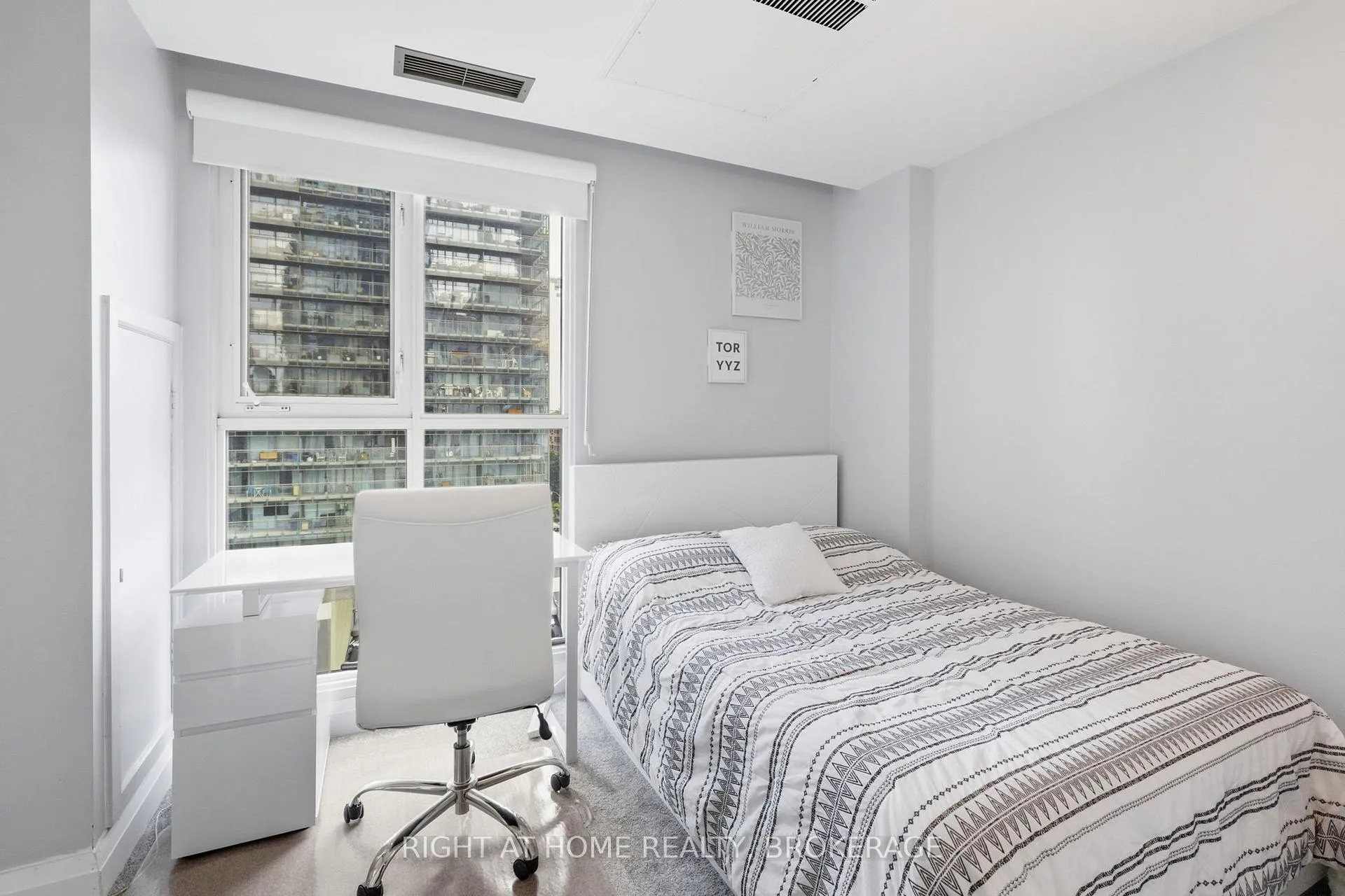 Photo 21 of Unit 802, 8 Wellesley Street E, Toronto, Church-Yonge Corridor — HOMEH