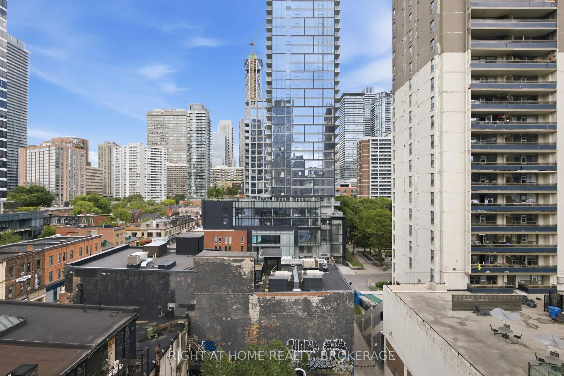 Photo 25 of Unit 802, 8 Wellesley Street E, Toronto, Church-Yonge Corridor — HOMEH