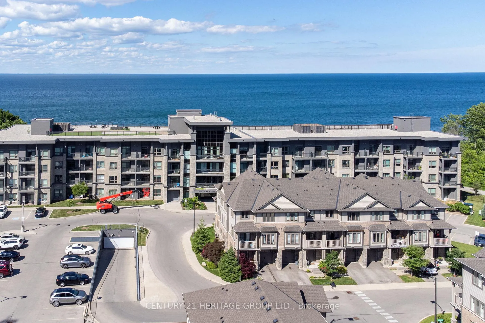 Photo 1 of Unit 301, 35 Southshore Crescent, Hamilton, Lakeshore — HOMEH