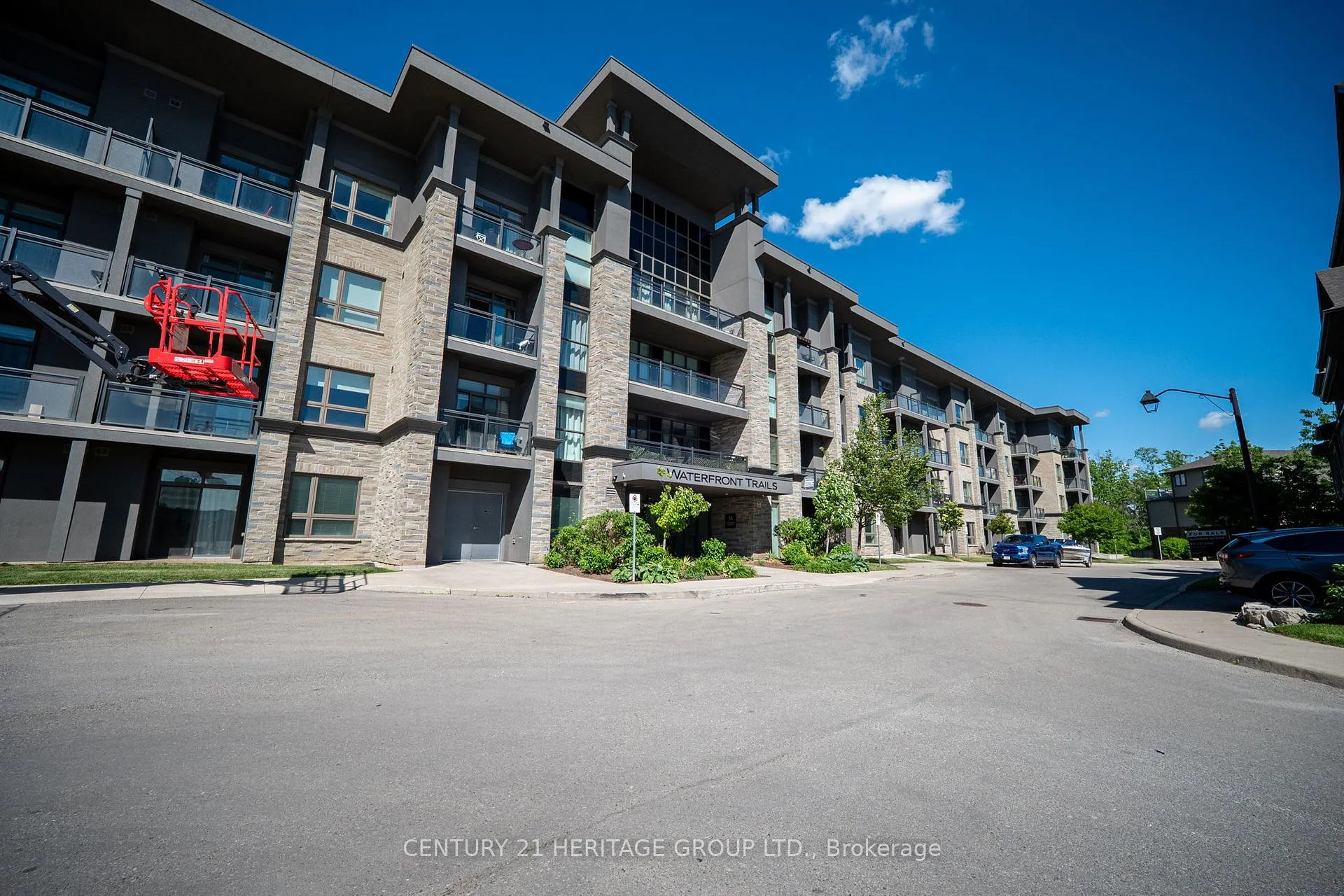 Photo 29 of Unit 301, 35 Southshore Crescent, Hamilton, Lakeshore — HOMEH