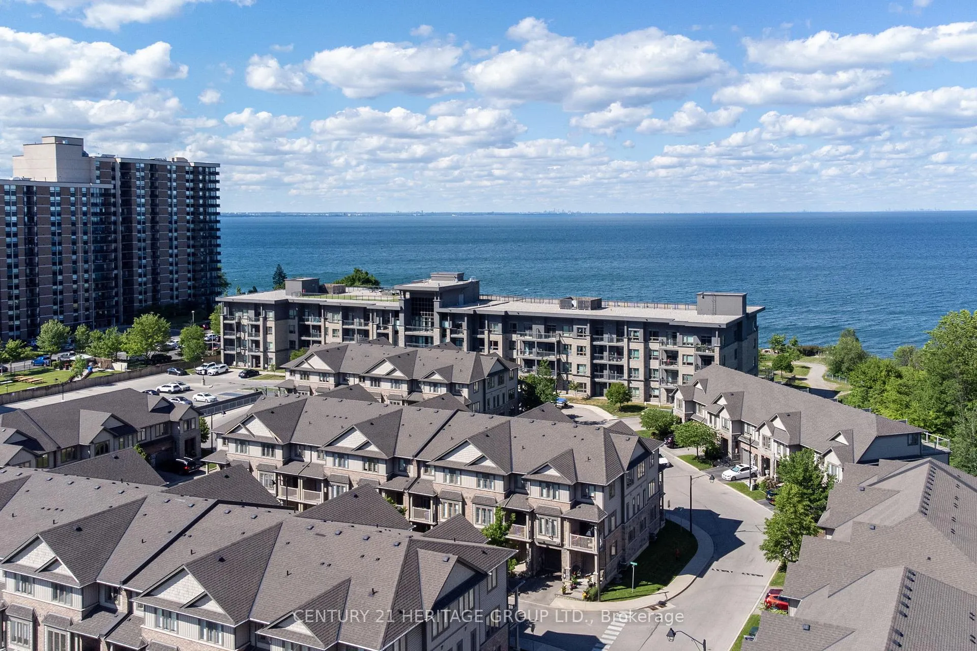 Photo 34 of Unit 301, 35 Southshore Crescent, Hamilton, Lakeshore — HOMEH
