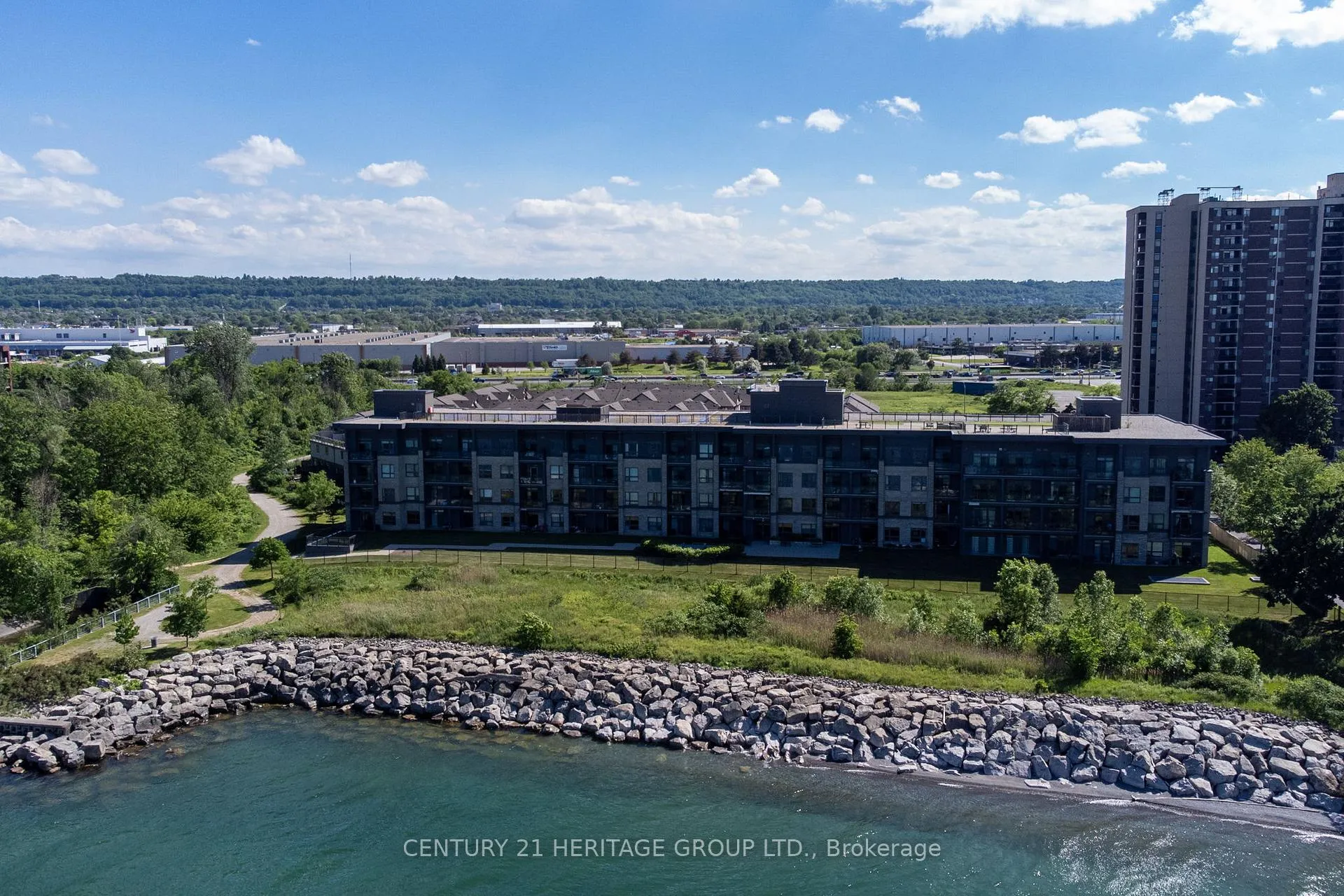 Photo 38 of Unit 301, 35 Southshore Crescent, Hamilton, Lakeshore — HOMEH
