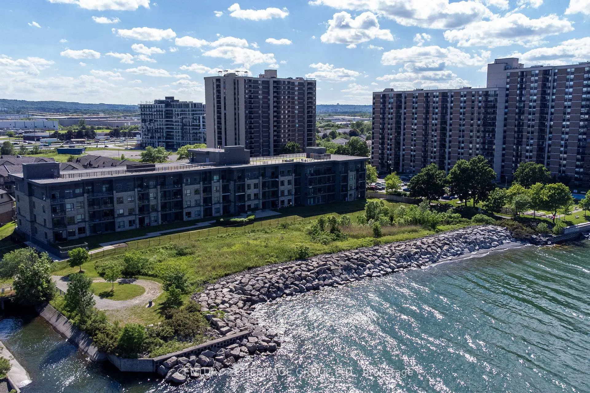Photo 42 of Unit 301, 35 Southshore Crescent, Hamilton, Lakeshore — HOMEH