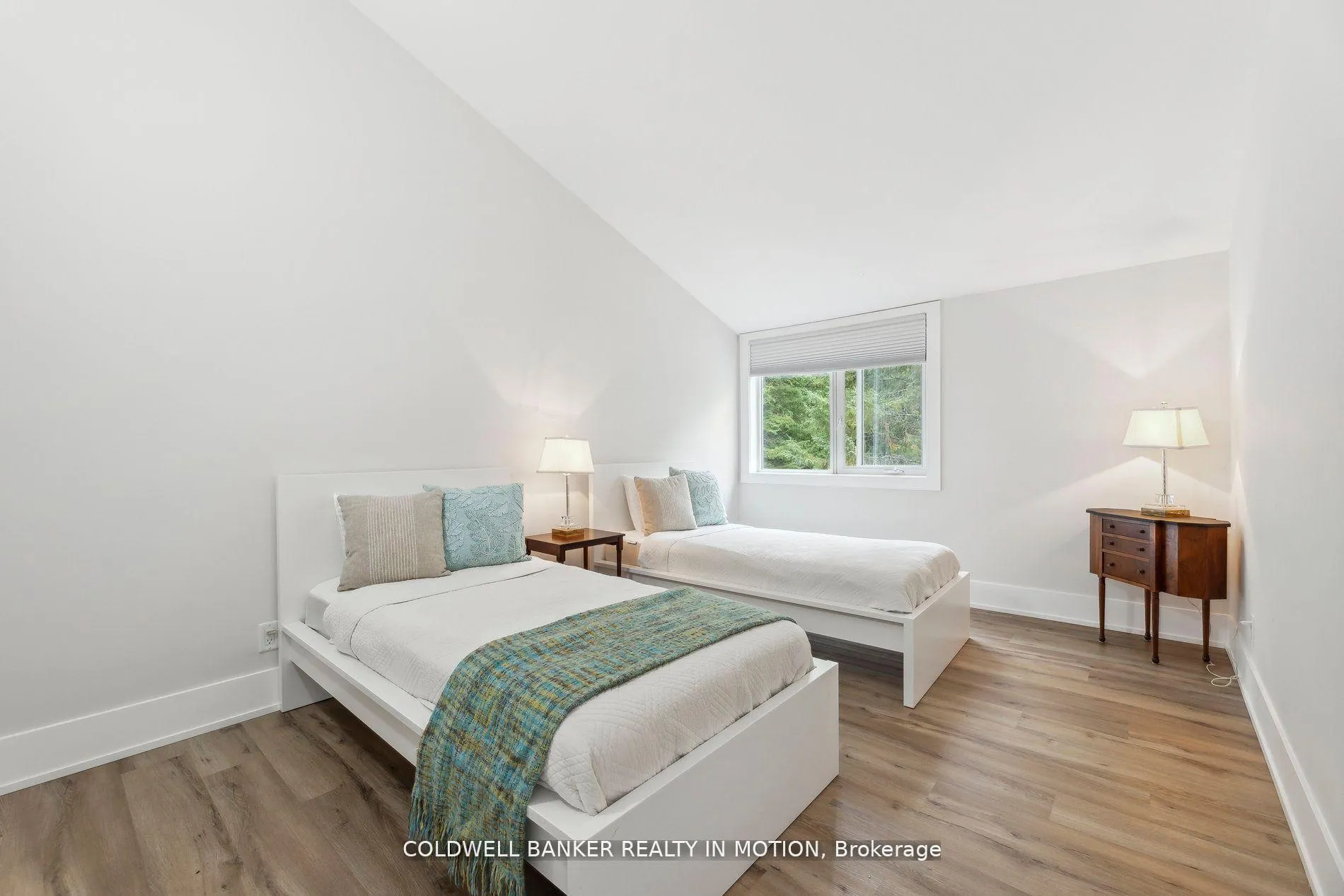 Photo 12 of 504 Birch Point Road, Kawartha Lakes, Woodville — HOMEH