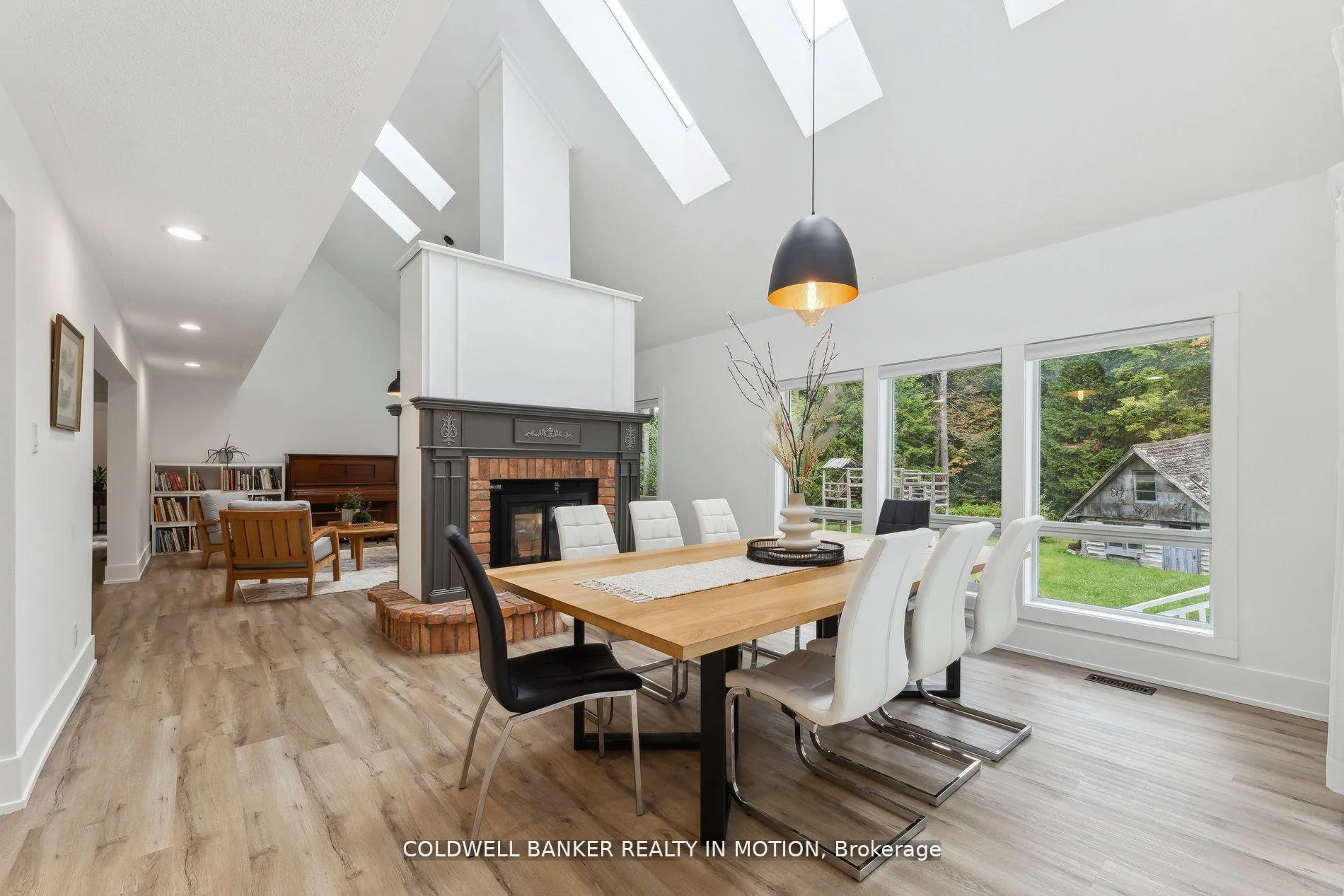 Photo 32 of 504 Birch Point Road, Kawartha Lakes, Woodville — HOMEH