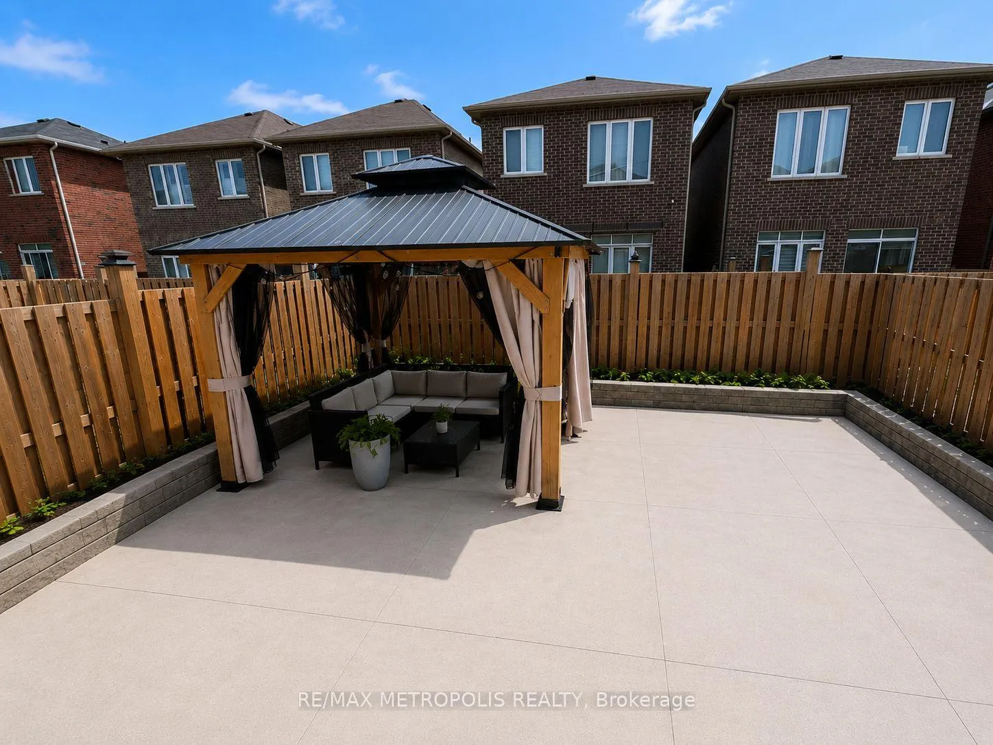 Photo 4 of Unit MAIN & UPPER, 13 Mohandas Drive, Markham, Cedarwood — HOMEH