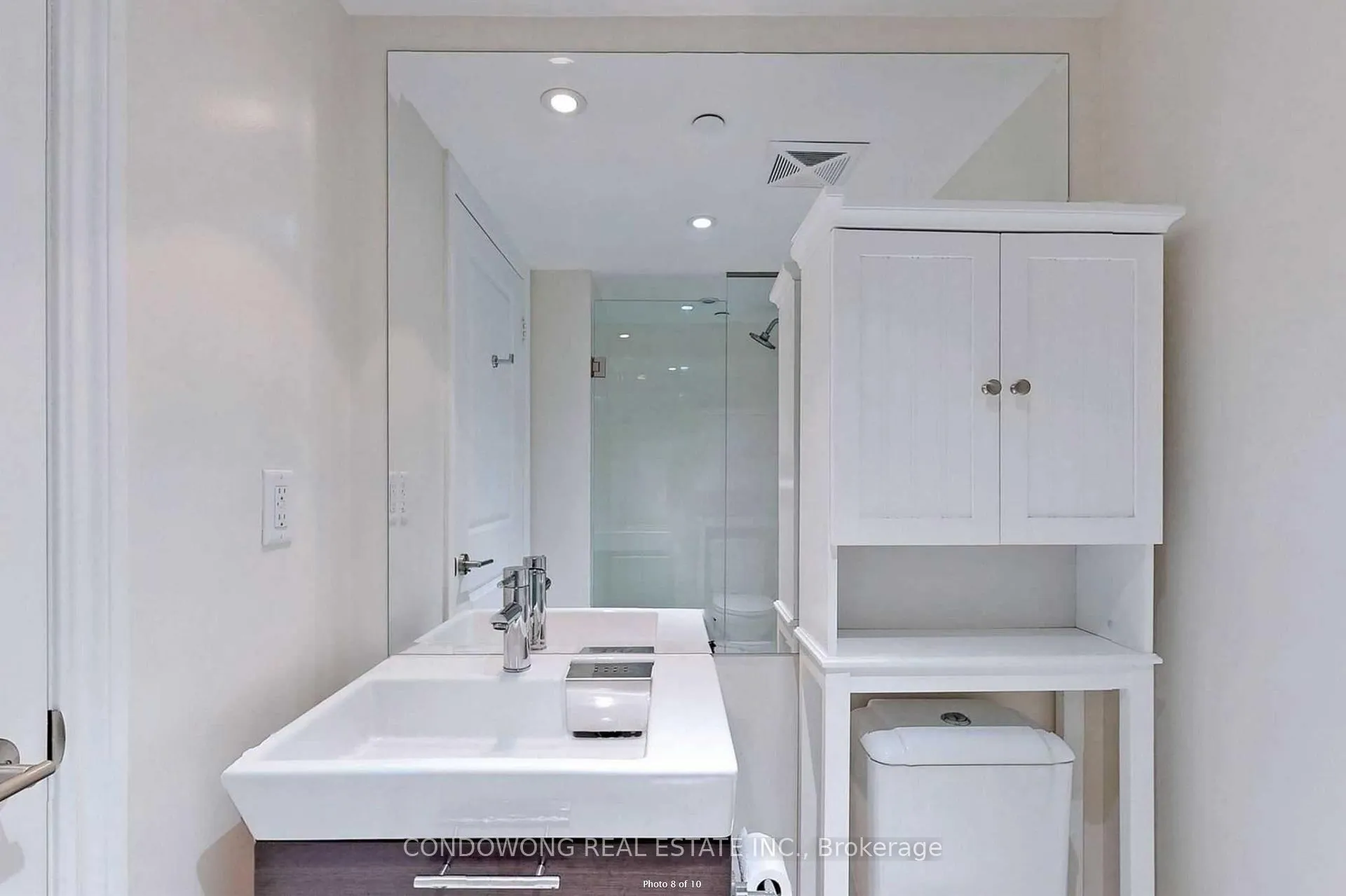 Photo 8 of Unit 2802, 386 Yonge Street, Toronto, Bay Street Corridor — HOMEH