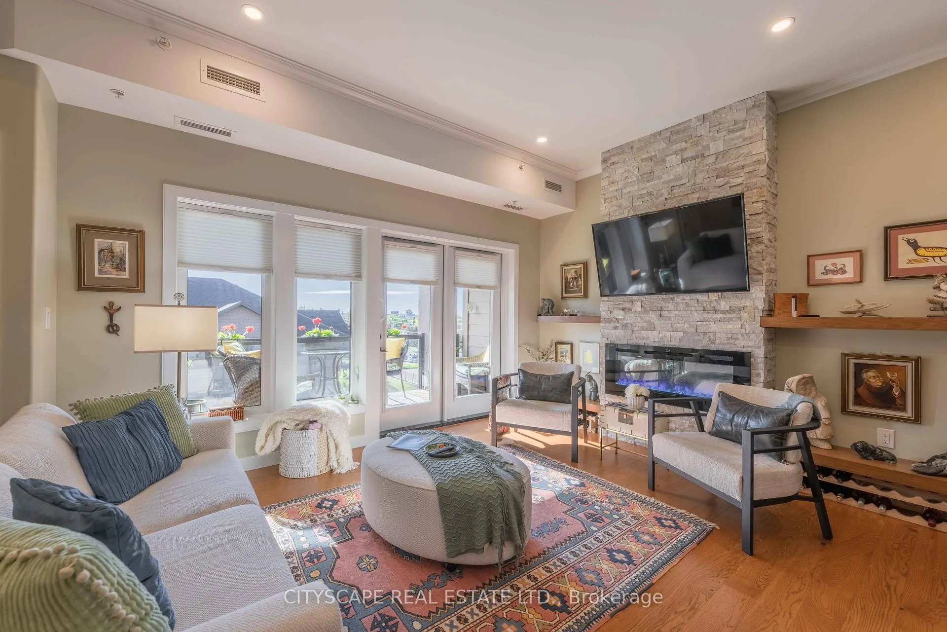 Photo 1 of Unit 112, 200 Oasis Lane, Thunder Bay, Academy Heights — HOMEH