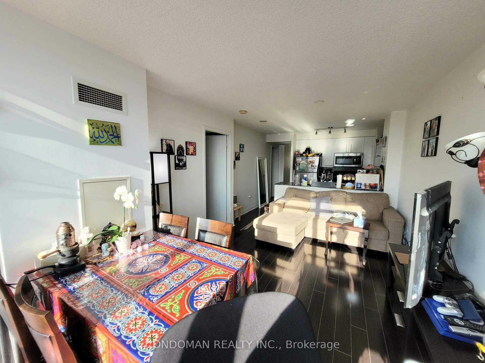 Photo 2 of Unit 2902, 11 Brunel Court, Toronto, Waterfront Communities — HOMEH