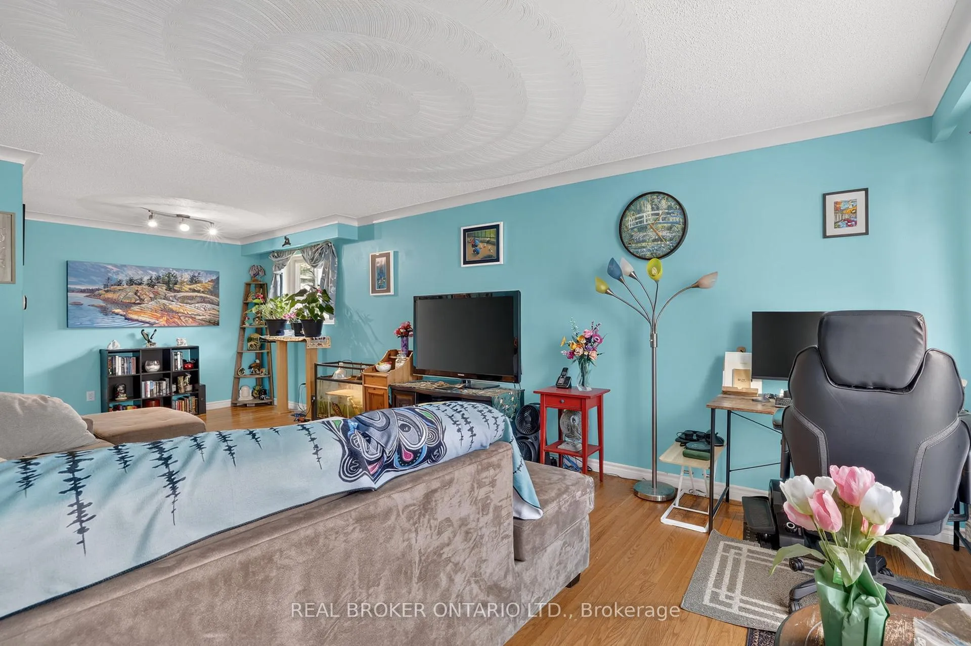 Photo 6 of 29 Northwood Drive, Brampton, Northwood Park — HOMEH