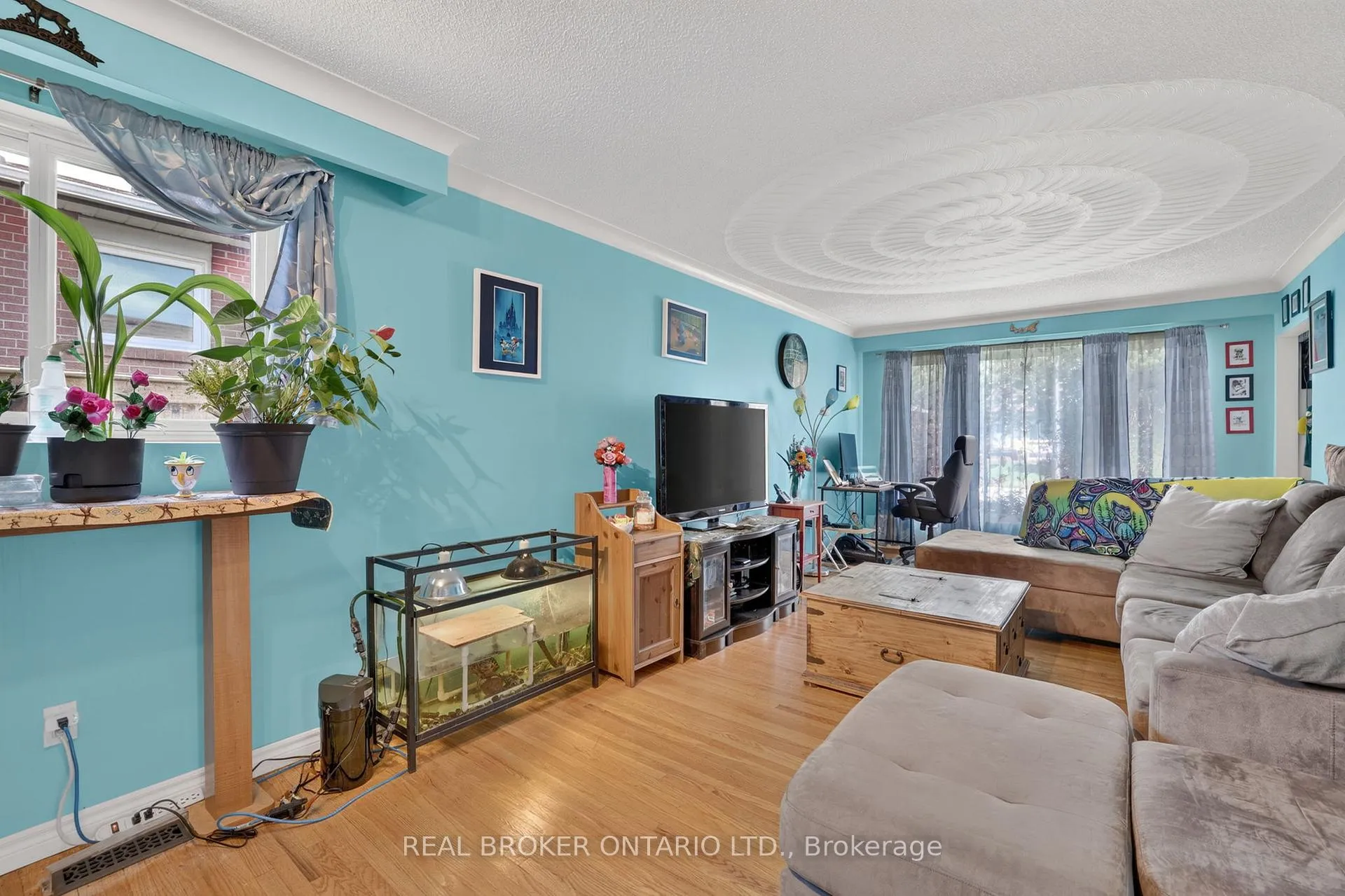 Photo 9 of 29 Northwood Drive, Brampton, Northwood Park — HOMEH