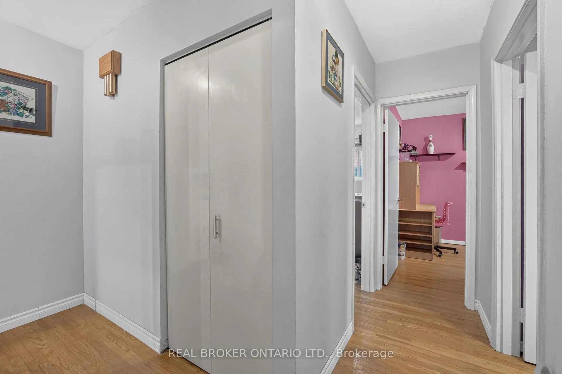 Photo 25 of 29 Northwood Drive, Brampton, Northwood Park — HOMEH