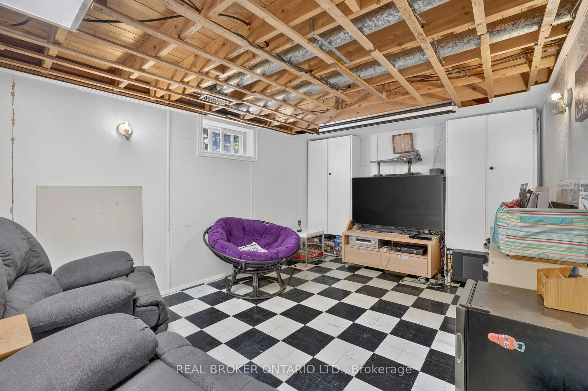 Photo 33 of 29 Northwood Drive, Brampton, Northwood Park — HOMEH