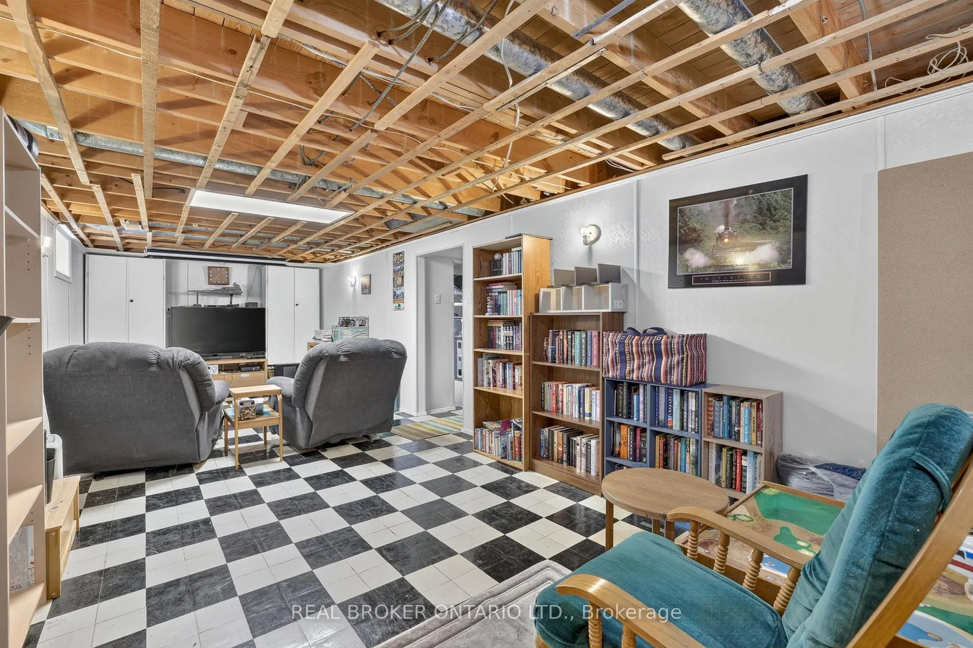 Photo 36 of 29 Northwood Drive, Brampton, Northwood Park — HOMEH